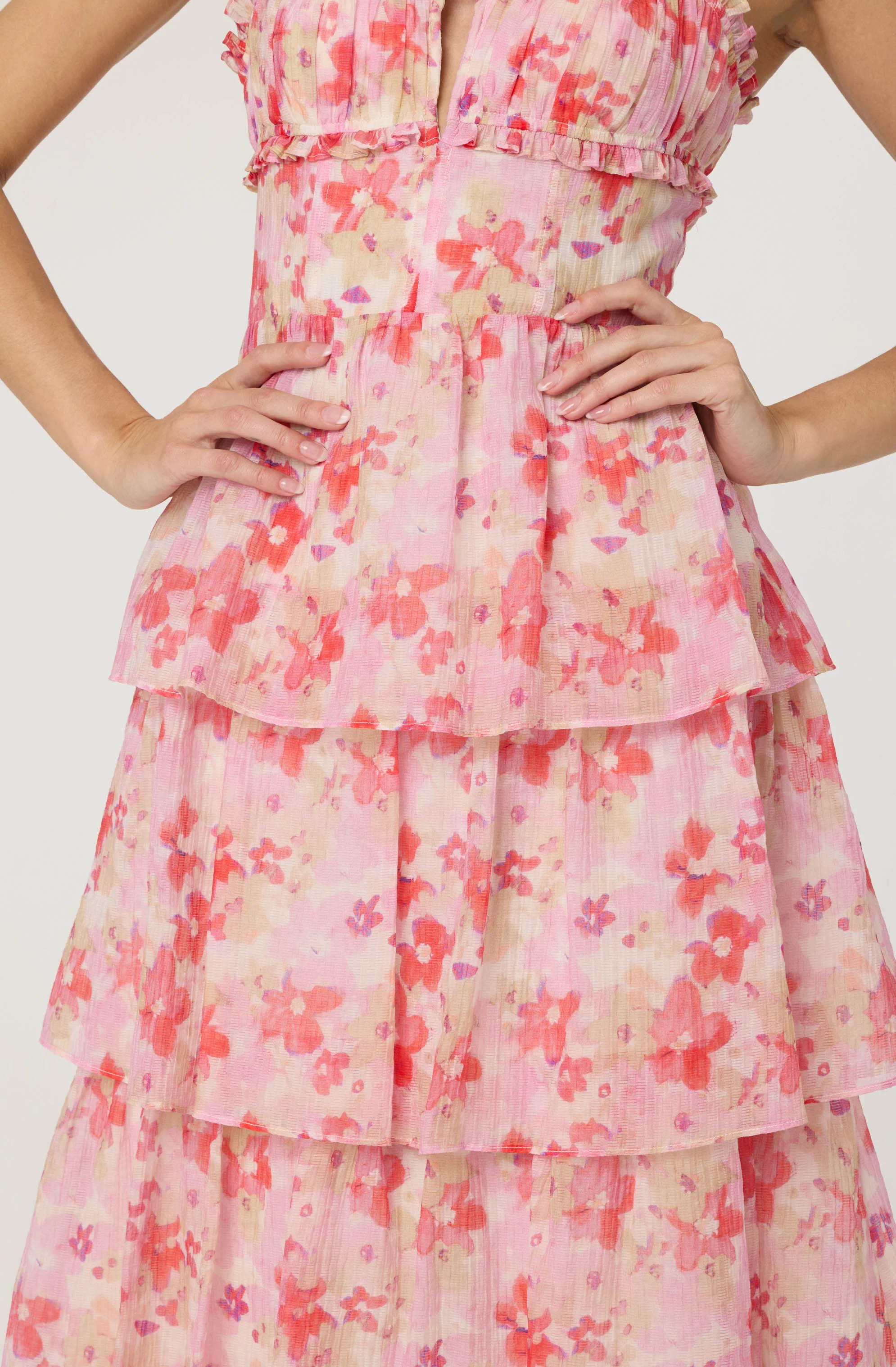 Vonnessa Pleated Tiered Maxi Dress