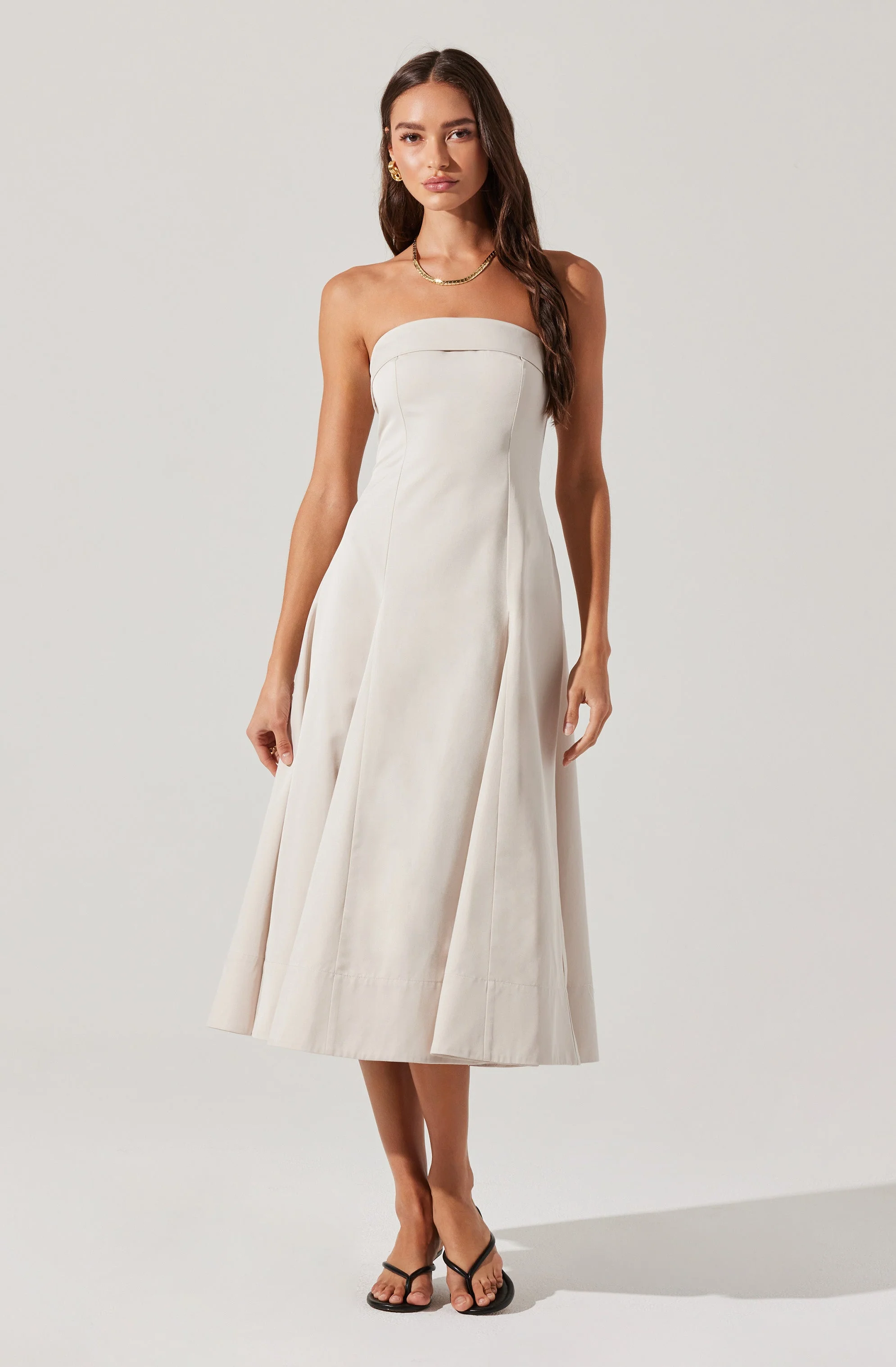 Ayeri Strapless Midi Dress