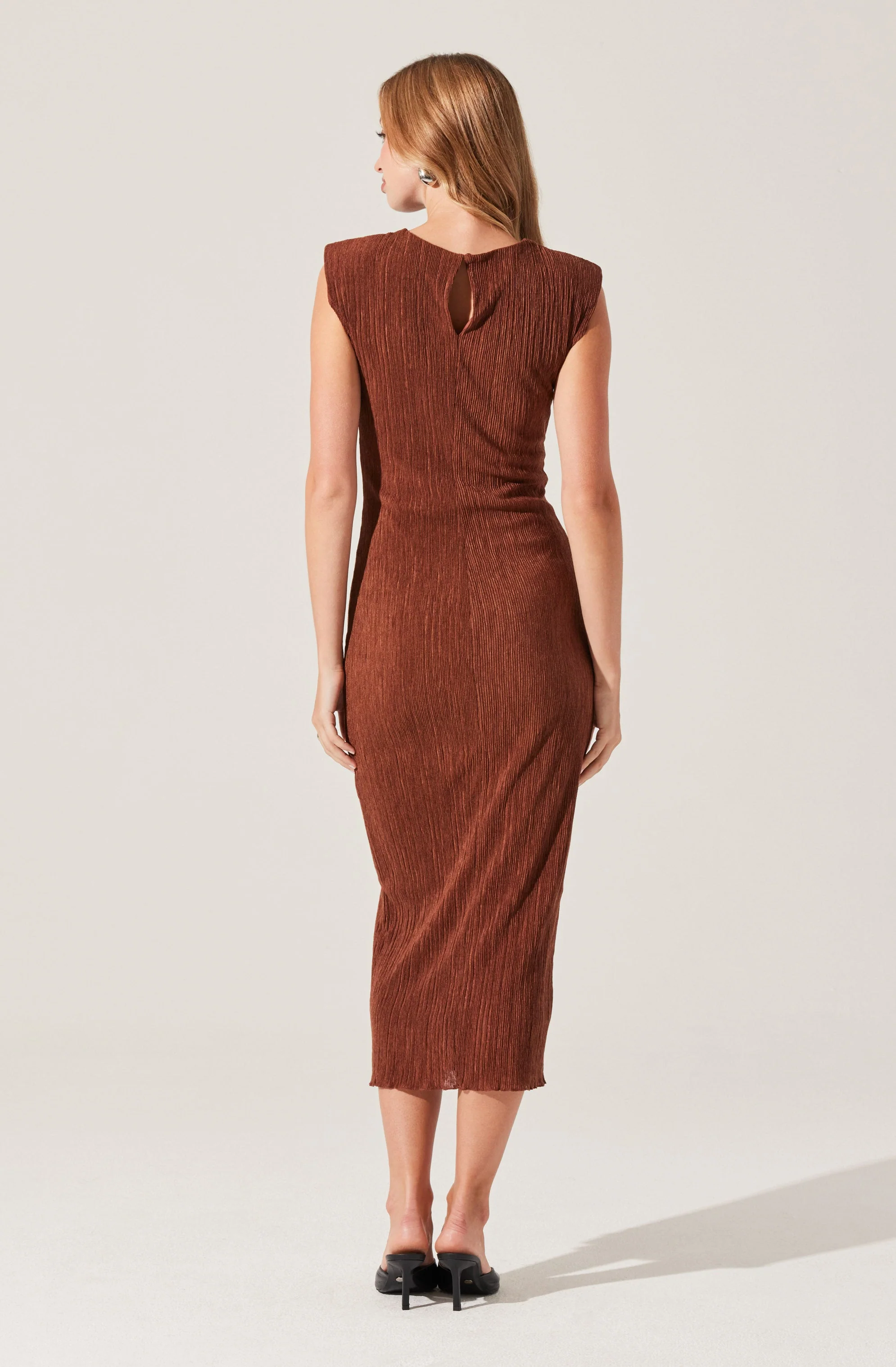 Plisse Straight Neck Midi Dress