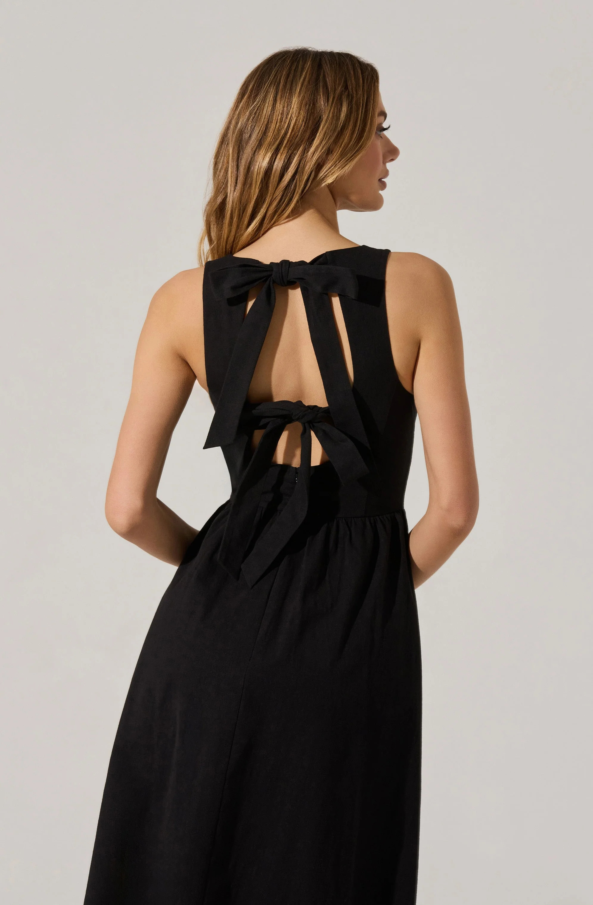 Bow Back Apron Midi Dress