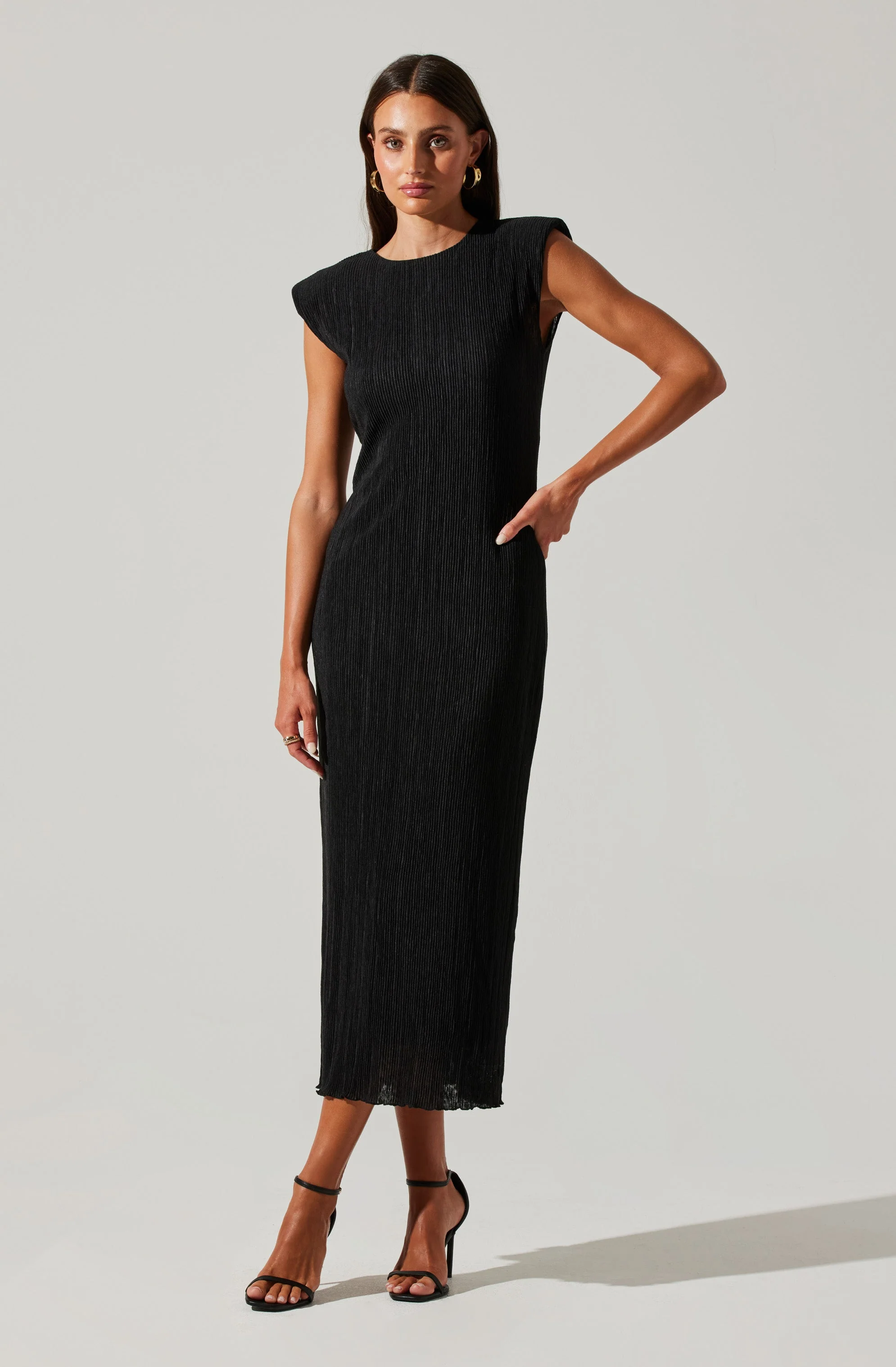 Plisse Straight Neck Midi Dress