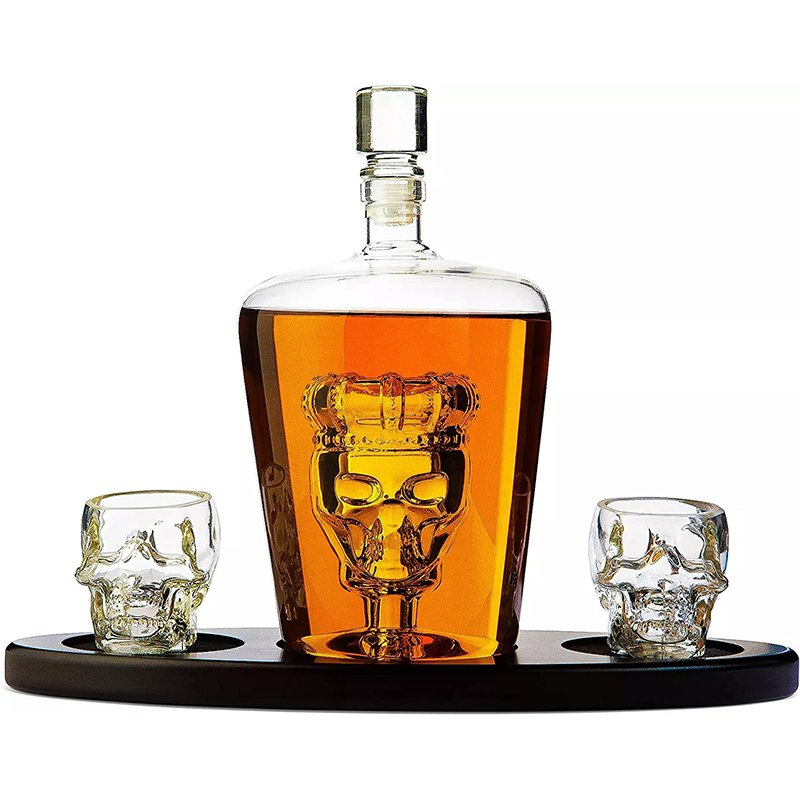 Skull King Skeleton Whiskey Decanter