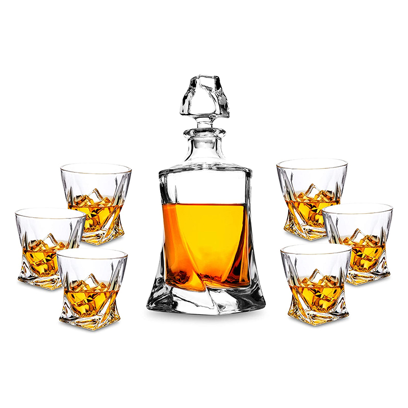 Crystal glass whiskey decanter set