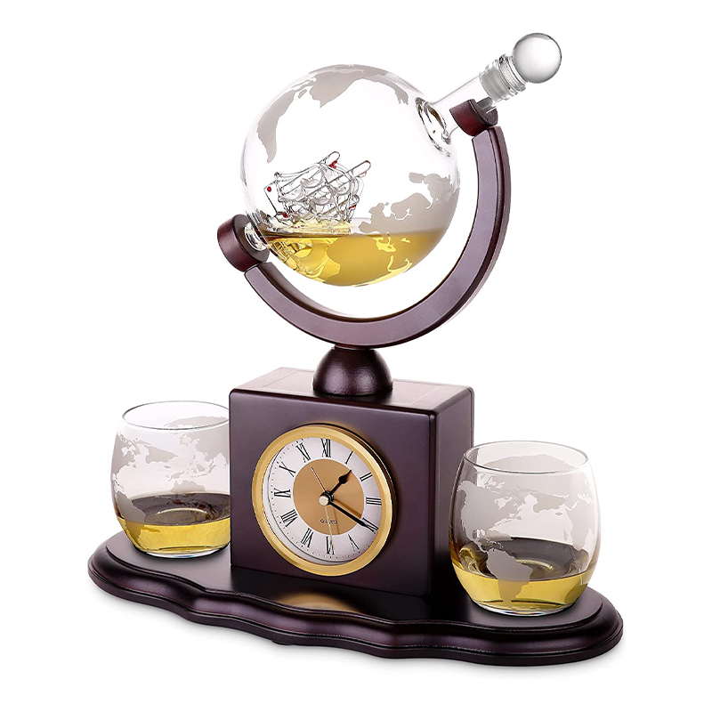 Deluxe Whiskey Decanter Set