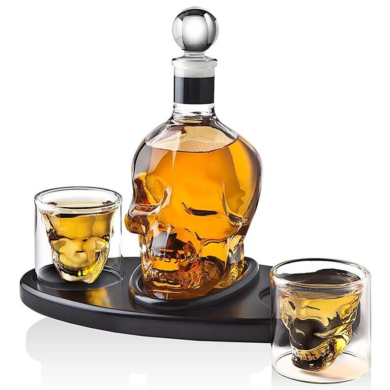 Creative skull glass whiskey decanter set