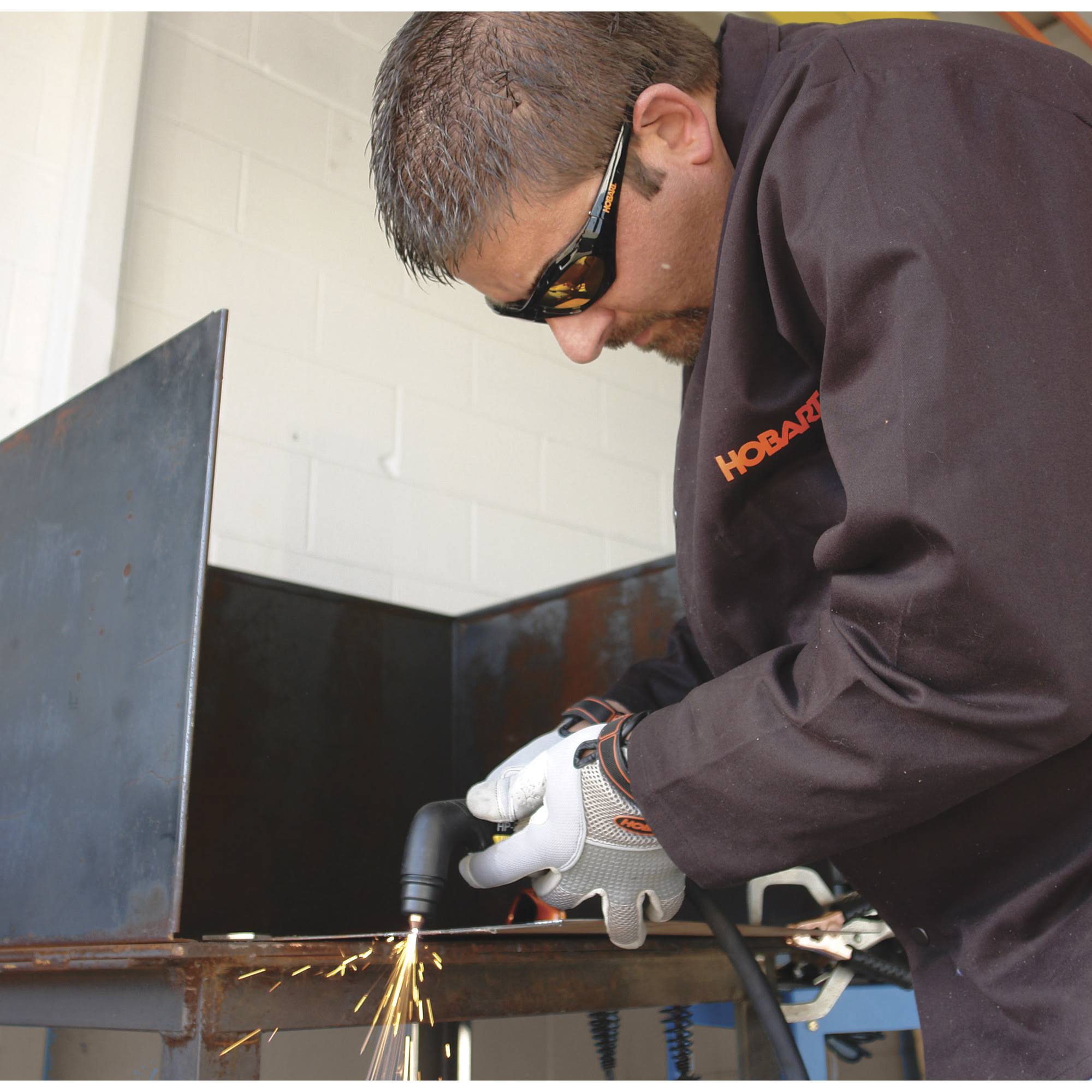 Hobart Welders 500564 Airforce 12CI Plasma Cutter atttf