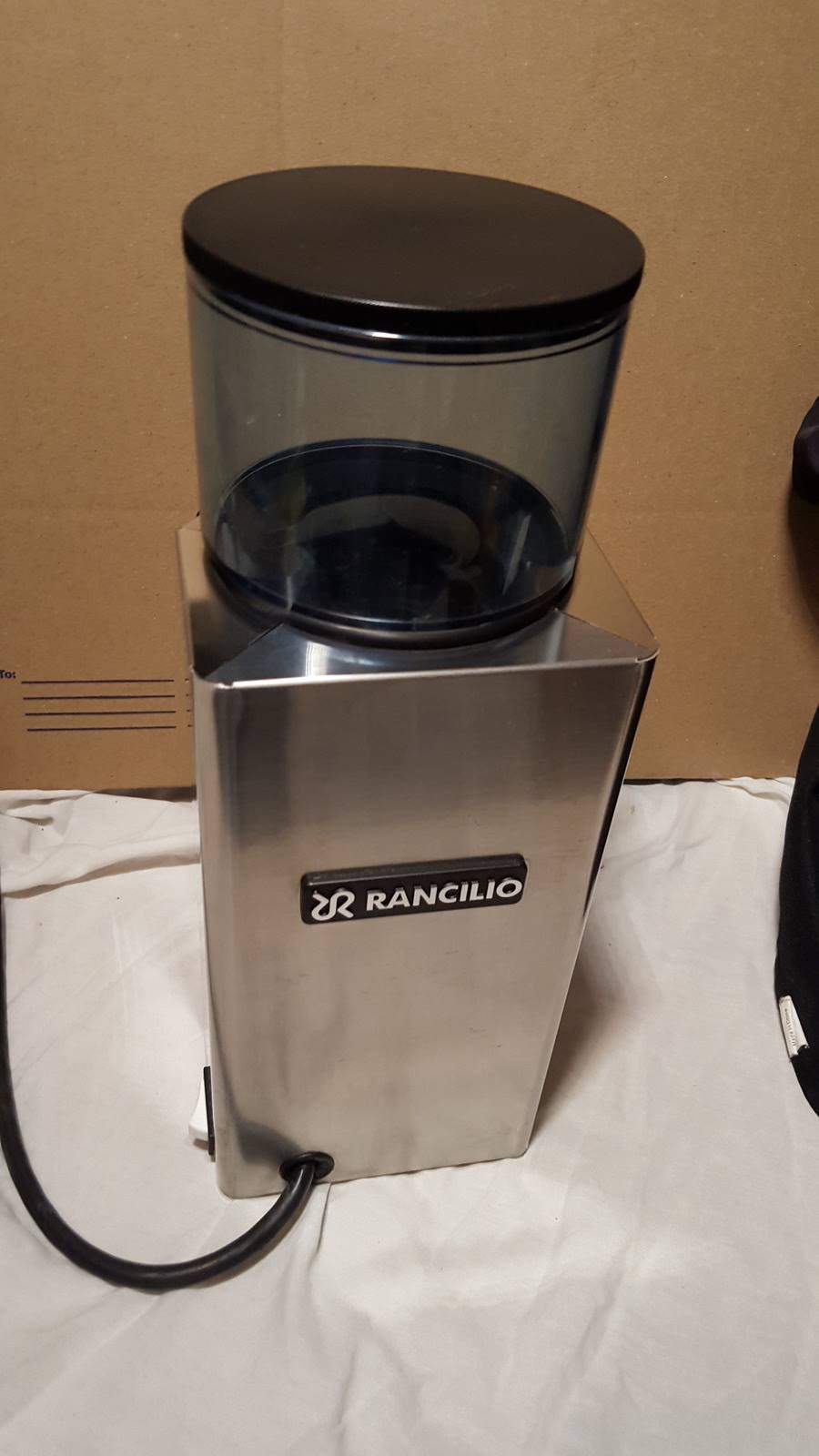 Rancilio Rocky SD Doserless Coffee Grinder itusts