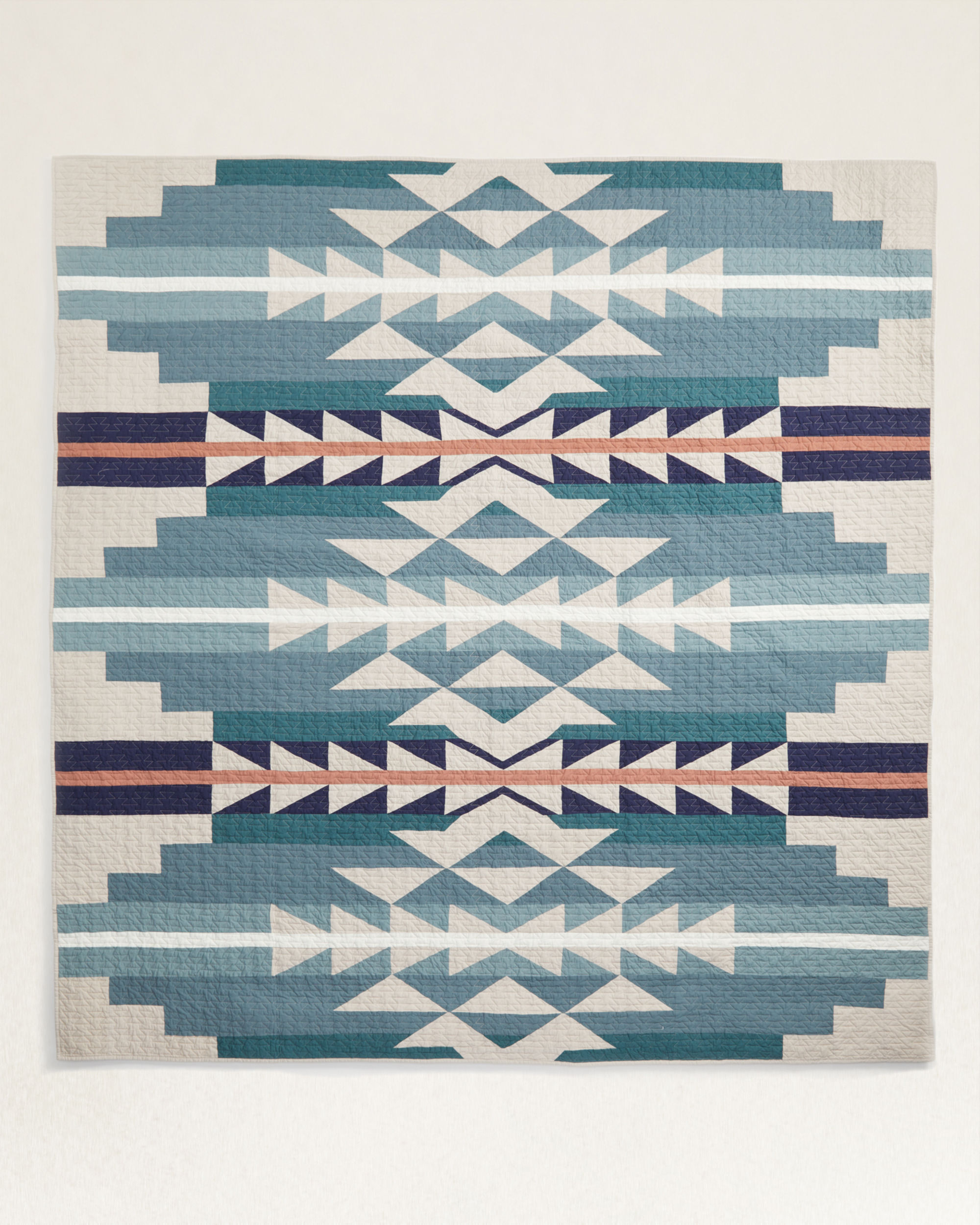 MEDICINE BOW PIECED QUILT SET