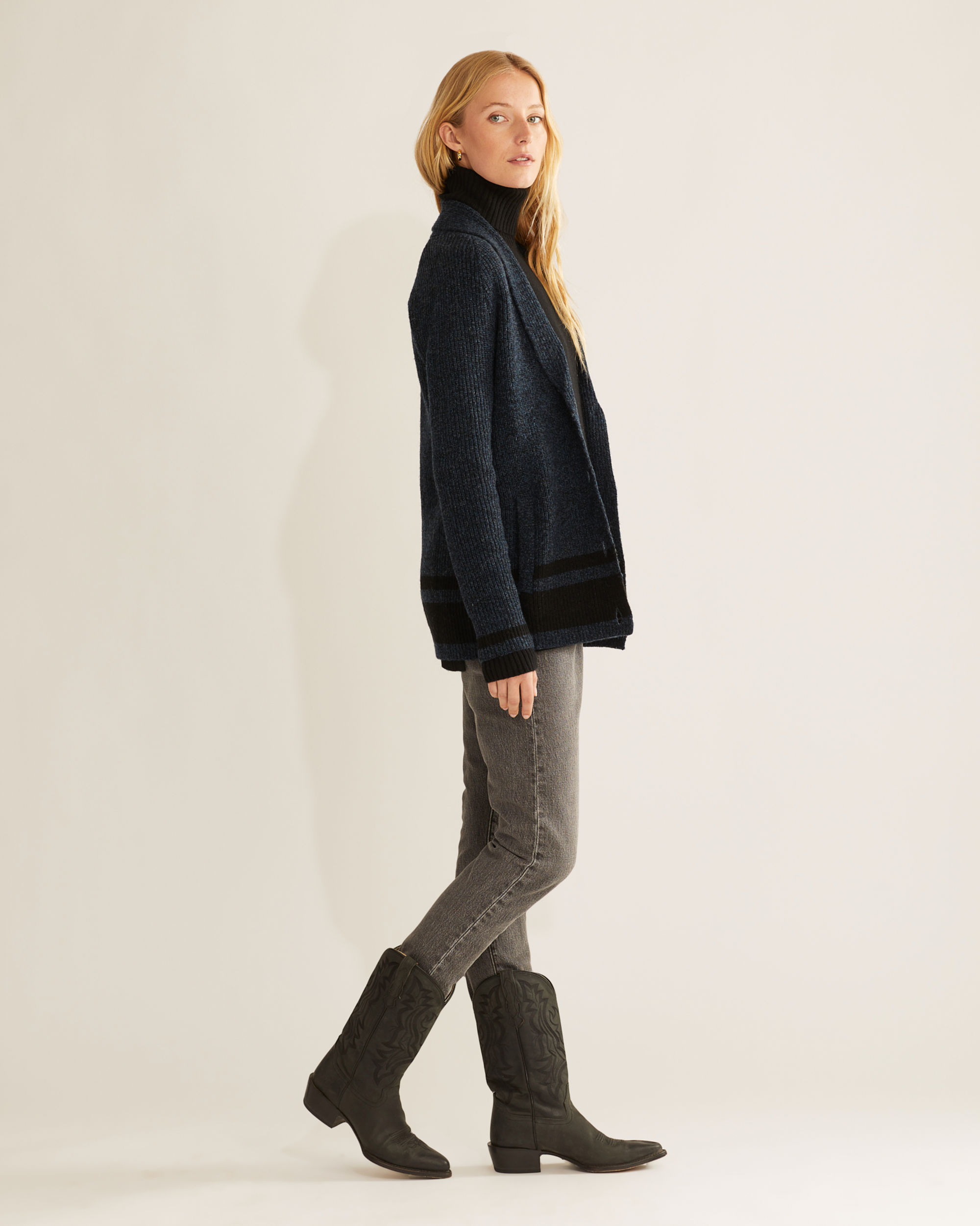 WOMEN'S STRIPED SHETLAND COLLECTION CARDIGAN