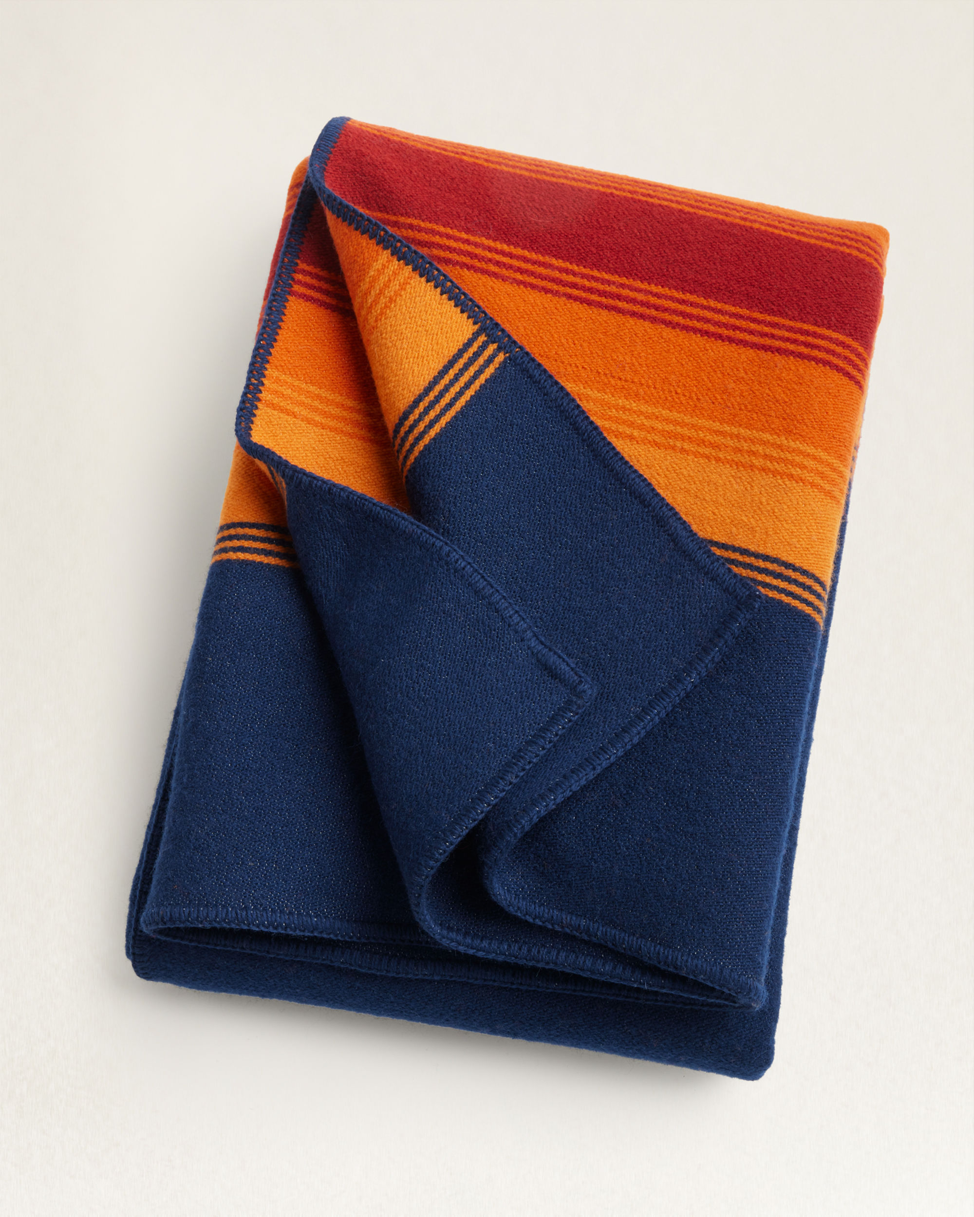 GRAND CANYON NATIONAL PARK THROW WITH CARRIER
