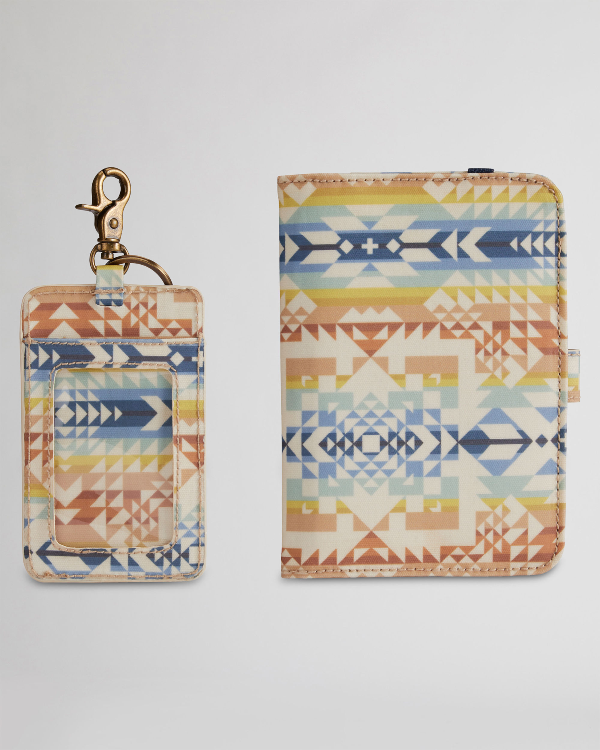 OPAL SPRINGS CANOPY CANVAS TRAVEL SET