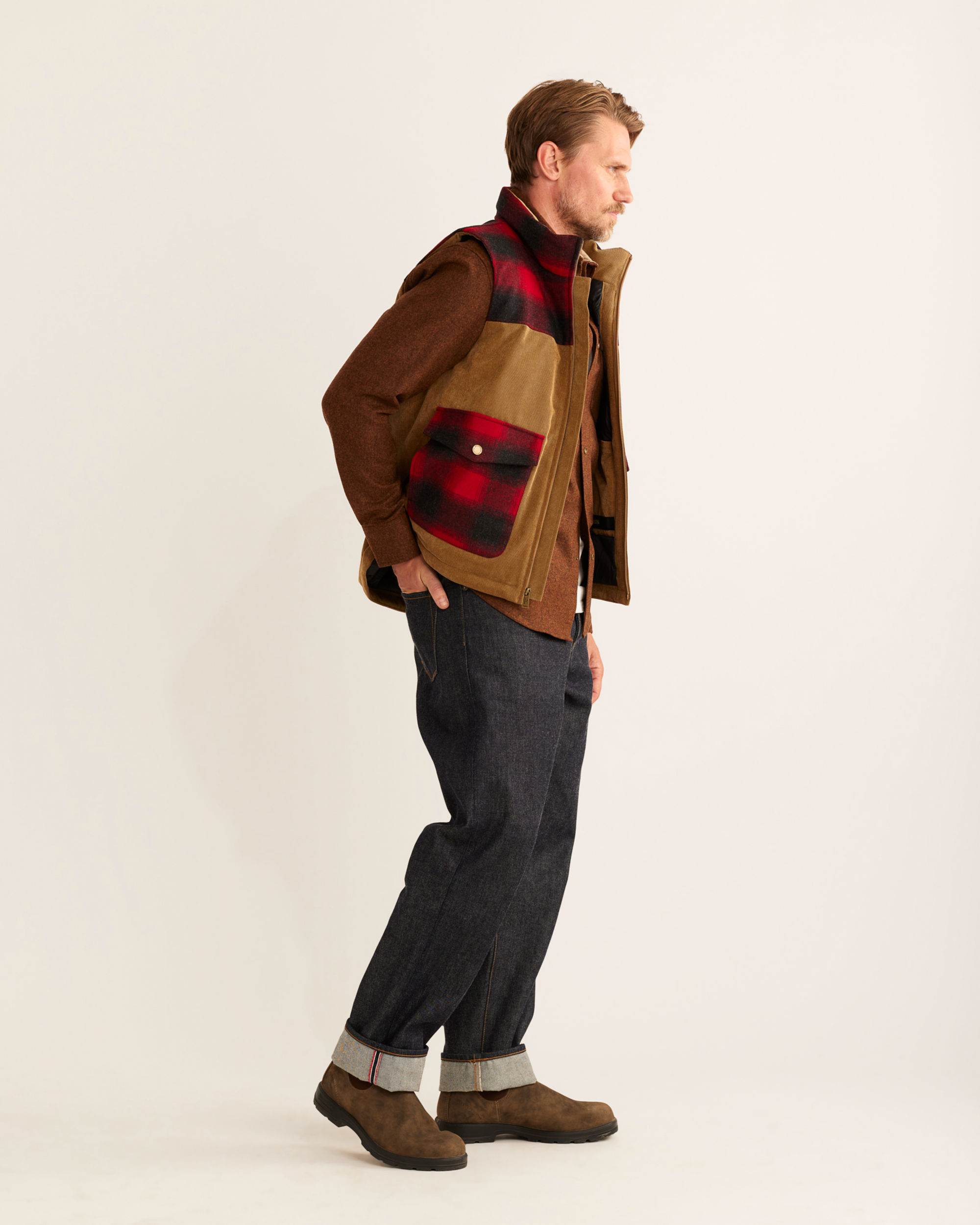 MEN'S BLACK HILLS DOWN VEST