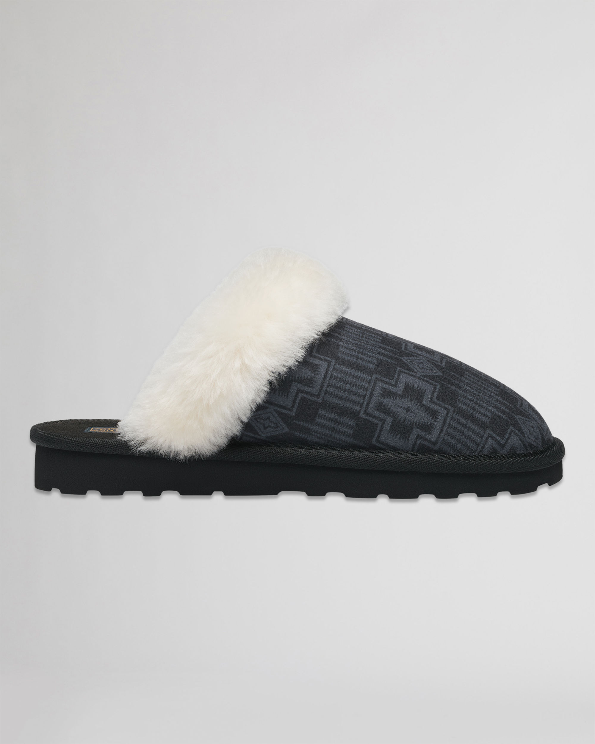 WOMEN'S SCUFF SLIPPERS