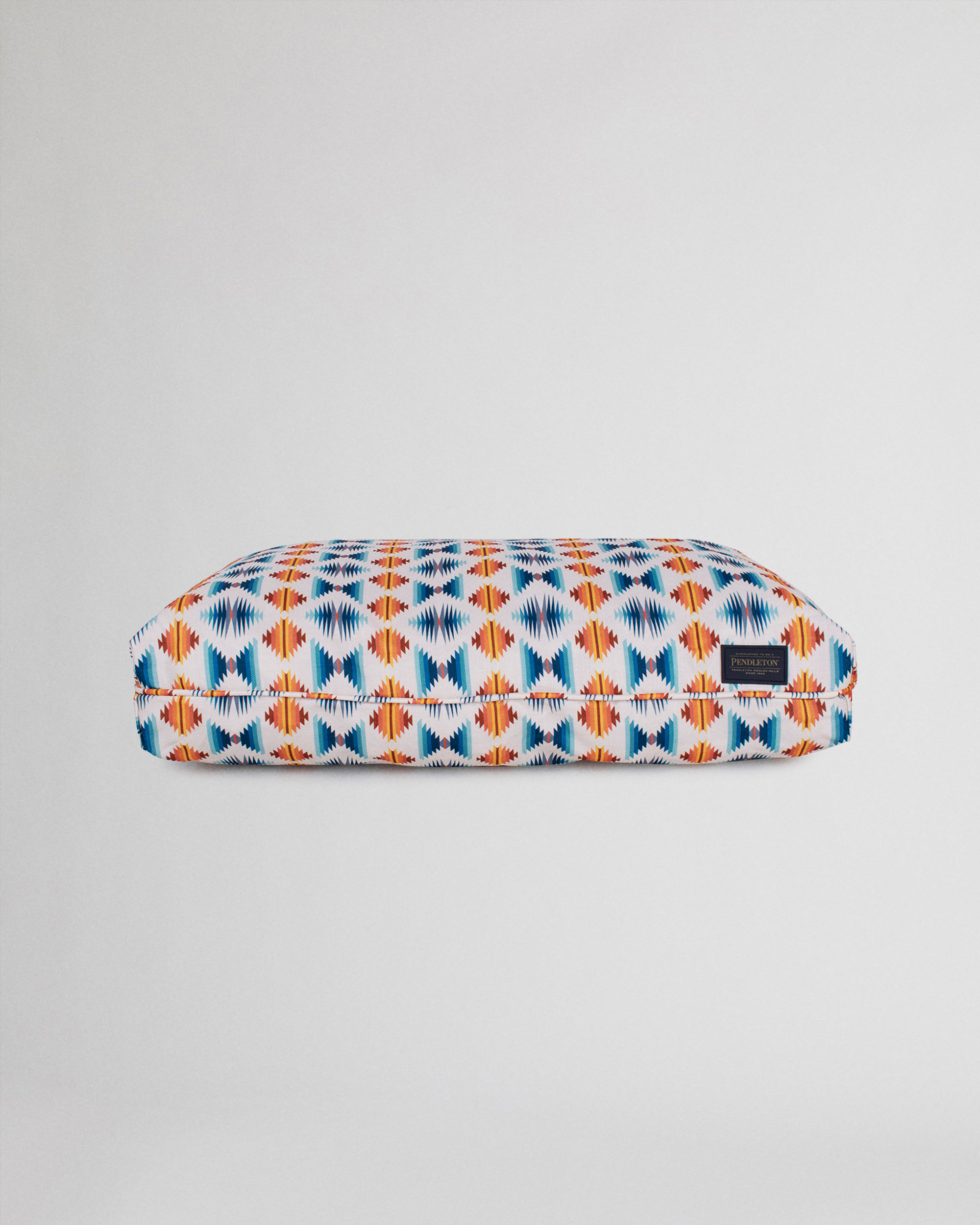 FALCON COVE ALL SEASON DOG BED