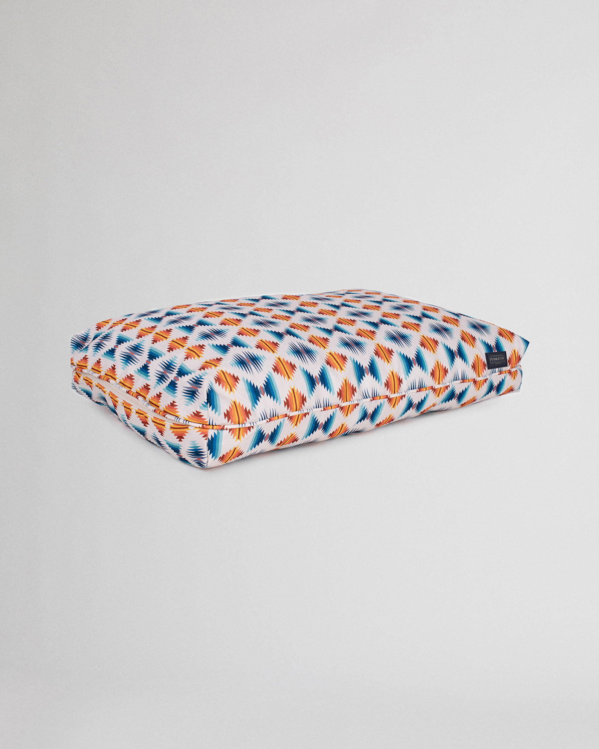 FALCON COVE ALL SEASON DOG BED