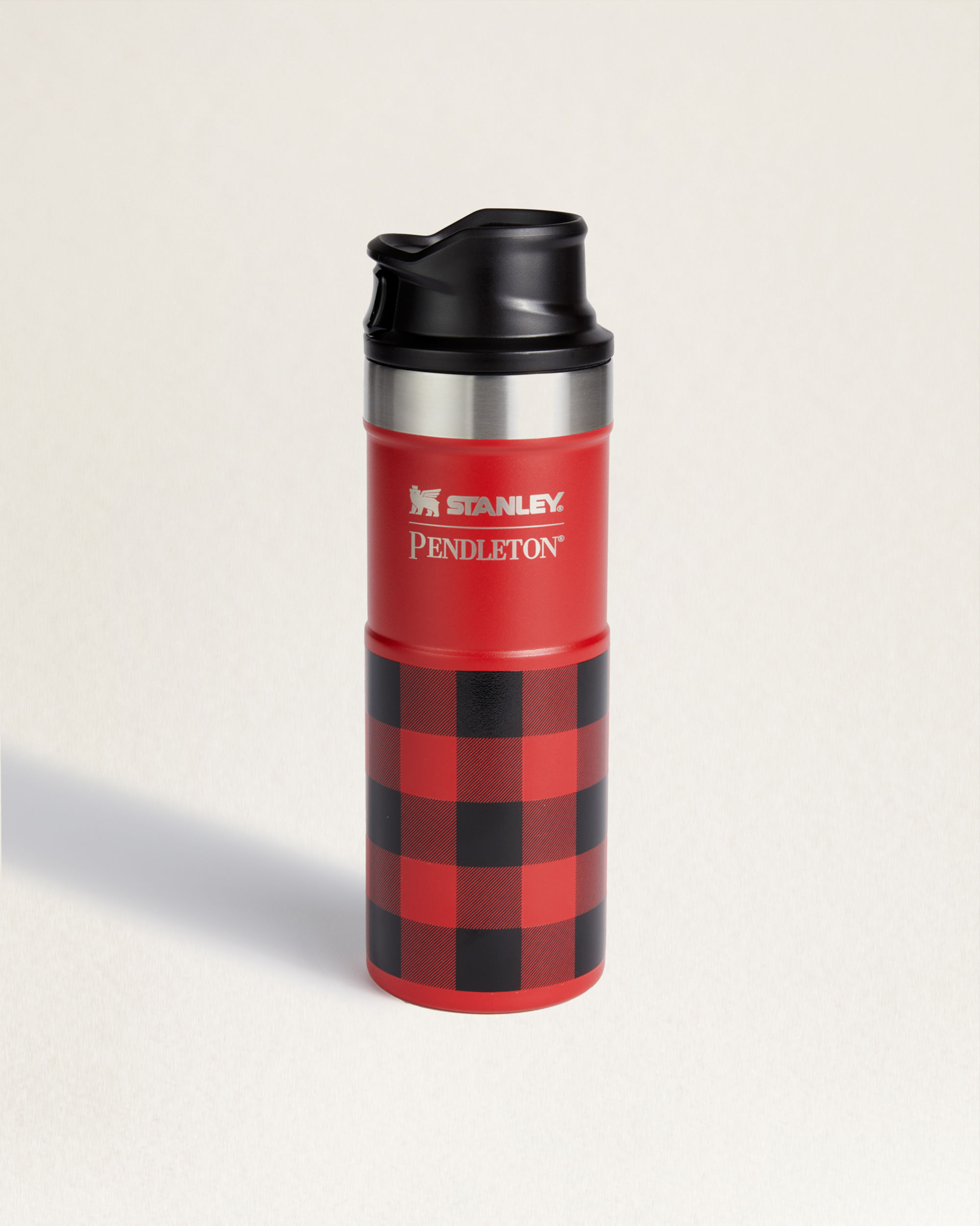 STANLEY TRIGGER-ACTION TRAVEL MUG