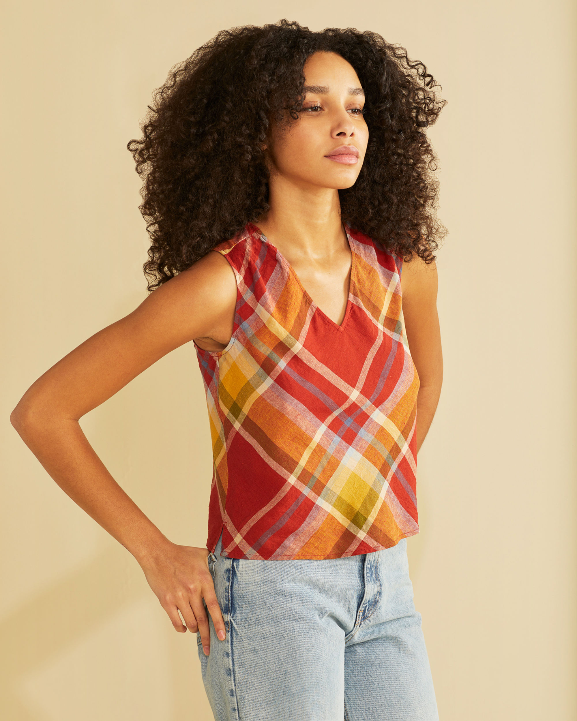 WOMEN'S V-NECK TANK TOP
