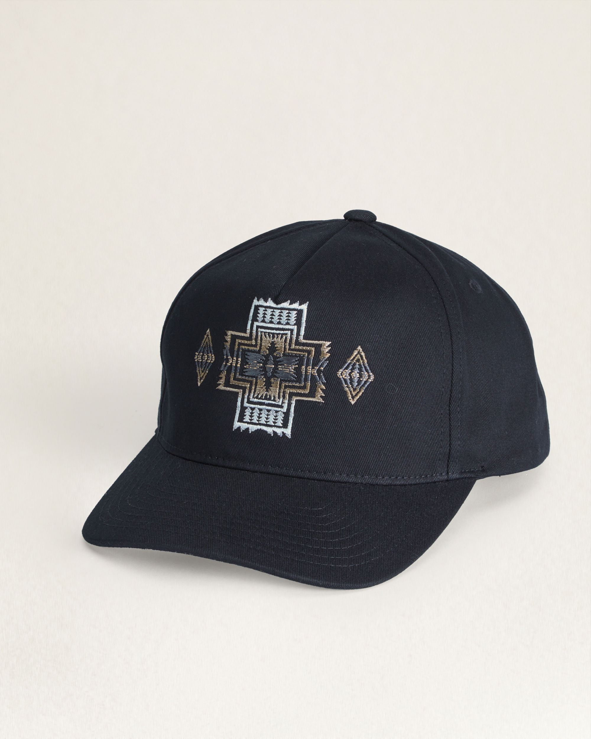 EMBROIDERED HAT