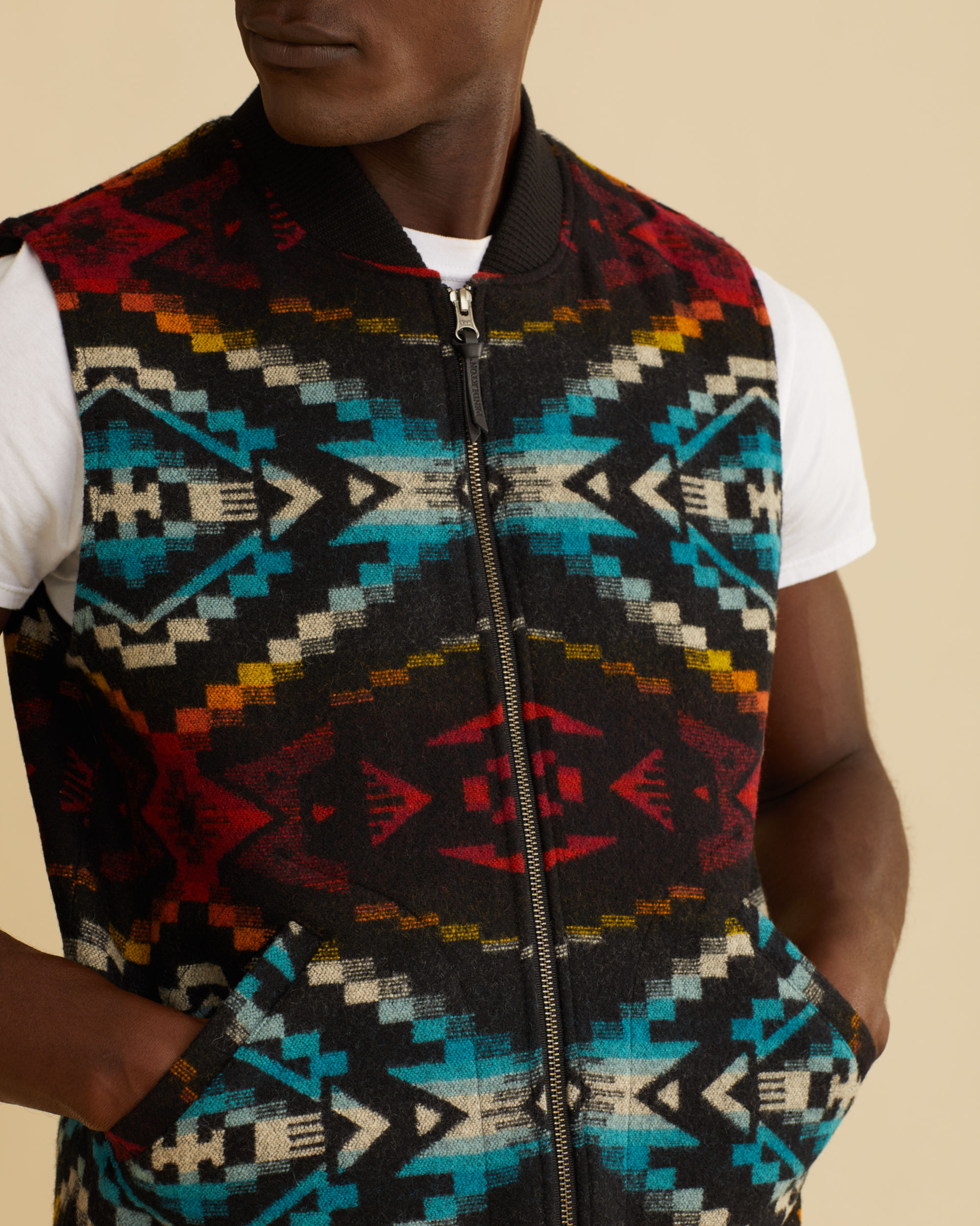 MEN'S QUILTED ZIP VEST