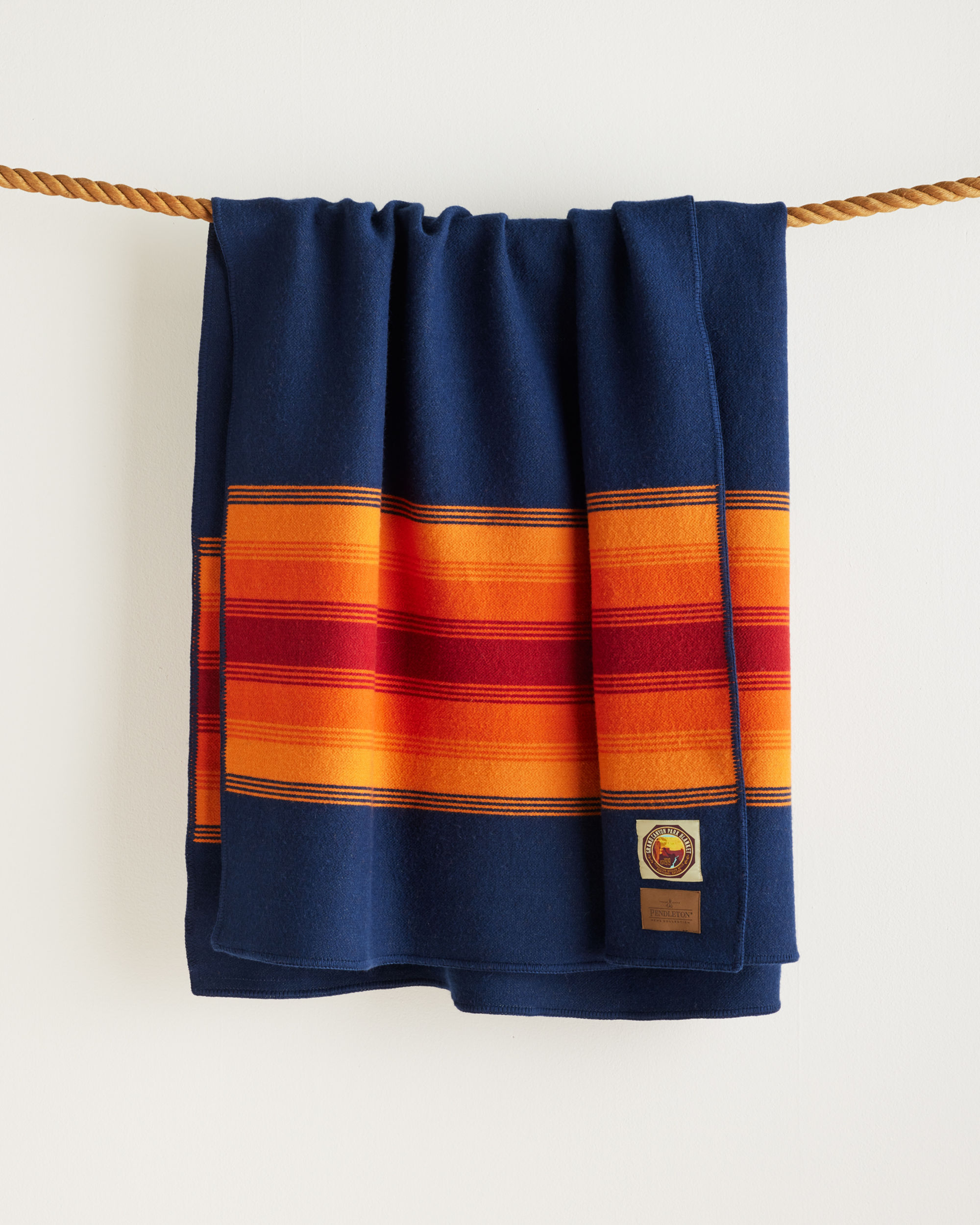GRAND CANYON NATIONAL PARK THROW WITH CARRIER