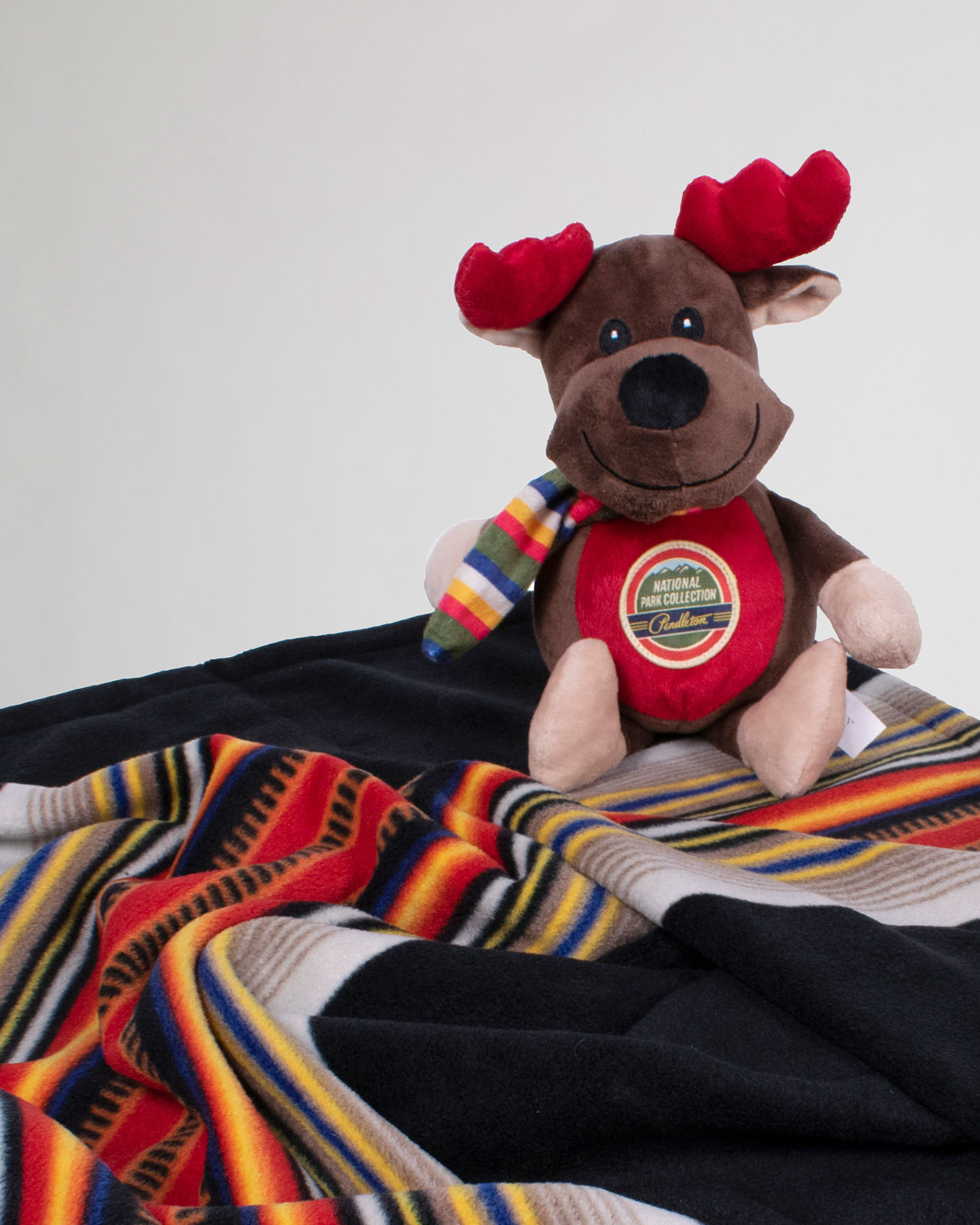 NATIONAL PARK DOG THROW AND PAL GIFT SET