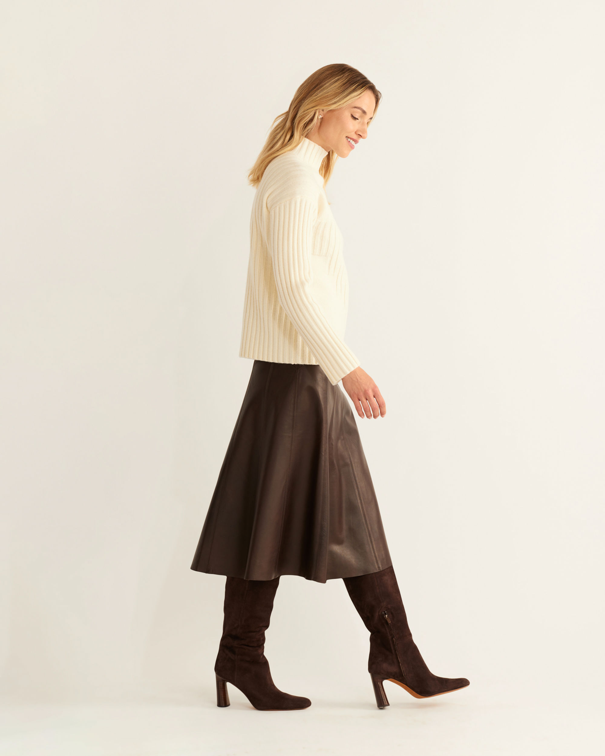 WOMEN'S OVERSIZED MOCKNECK PULLOVER
