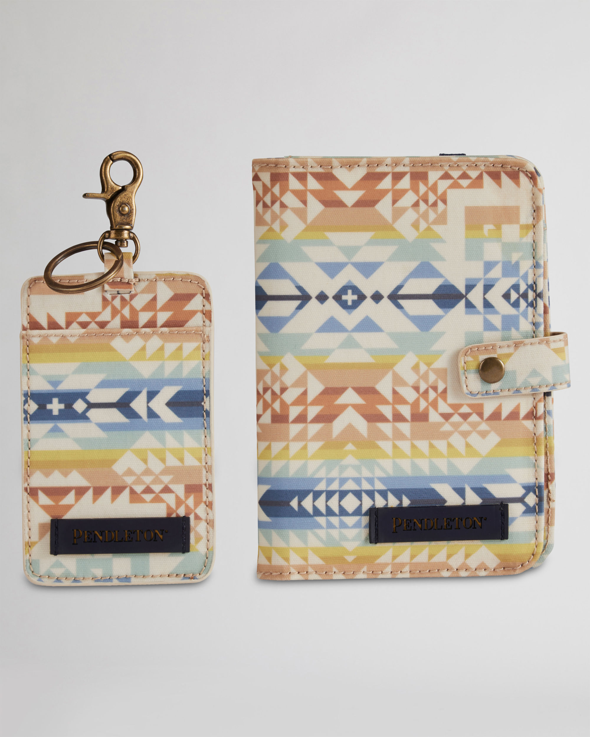 OPAL SPRINGS CANOPY CANVAS TRAVEL SET