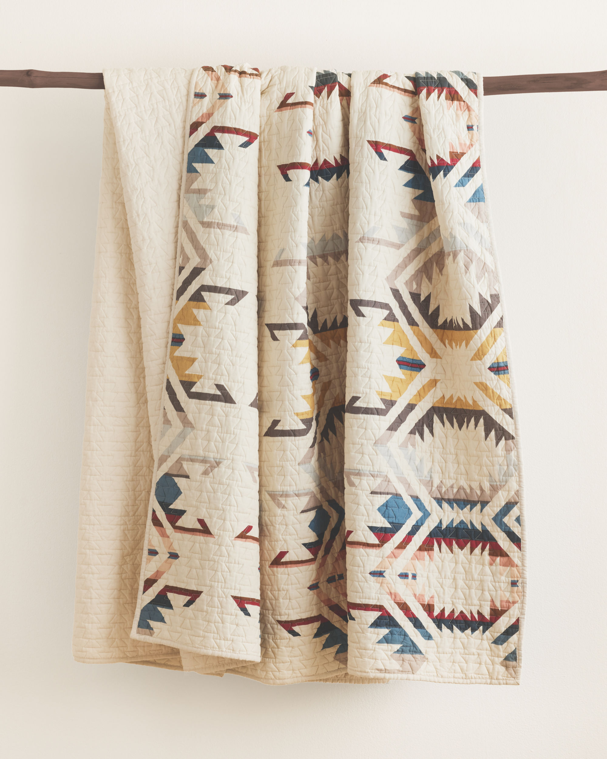 WHITE SANDS PRINTED QUILT SET