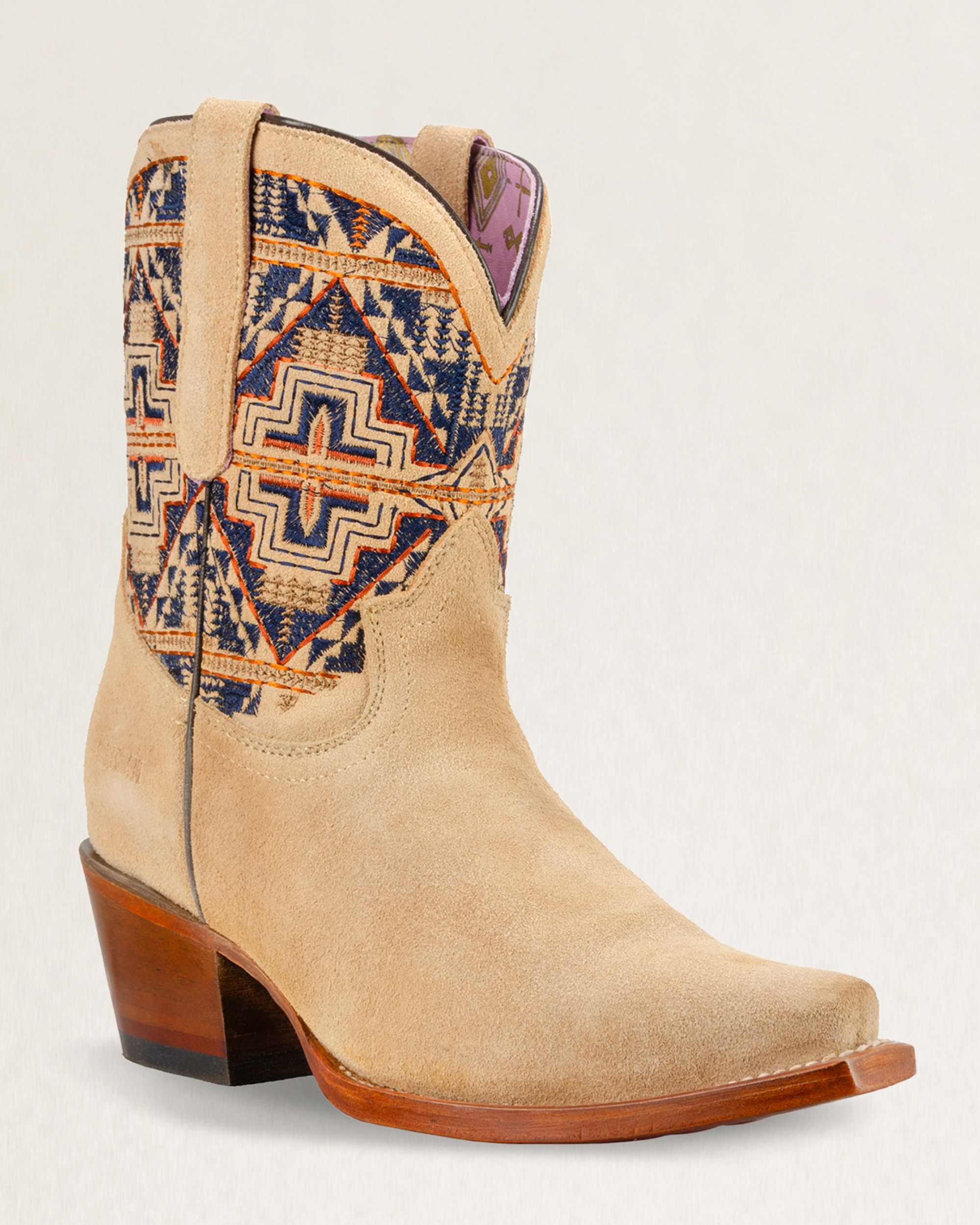 WOMEN'S BROADMOOR WESTERN BOOTS