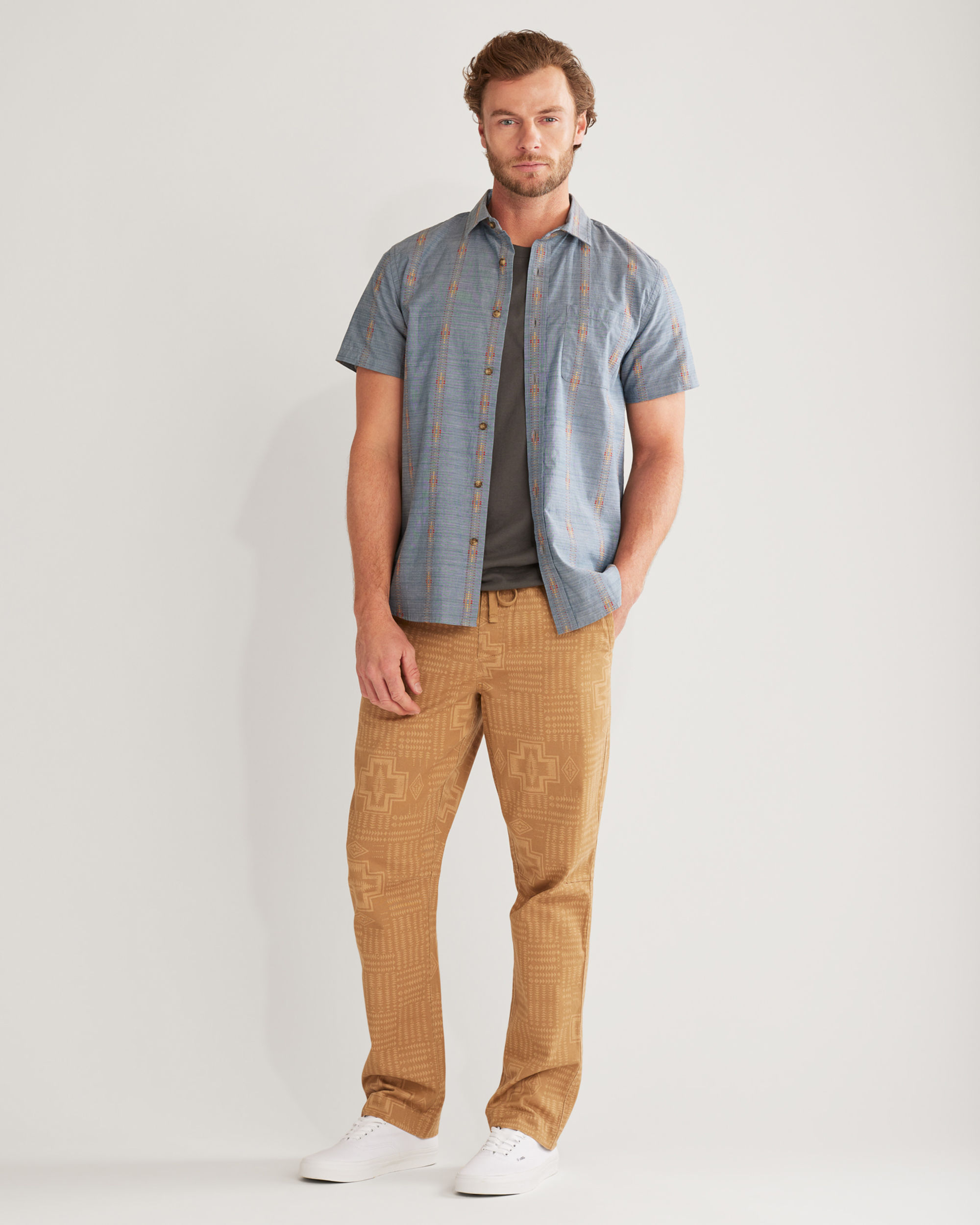 MEN'S SHORT-SLEEVE CARSON CHAMBRAY SHIRT