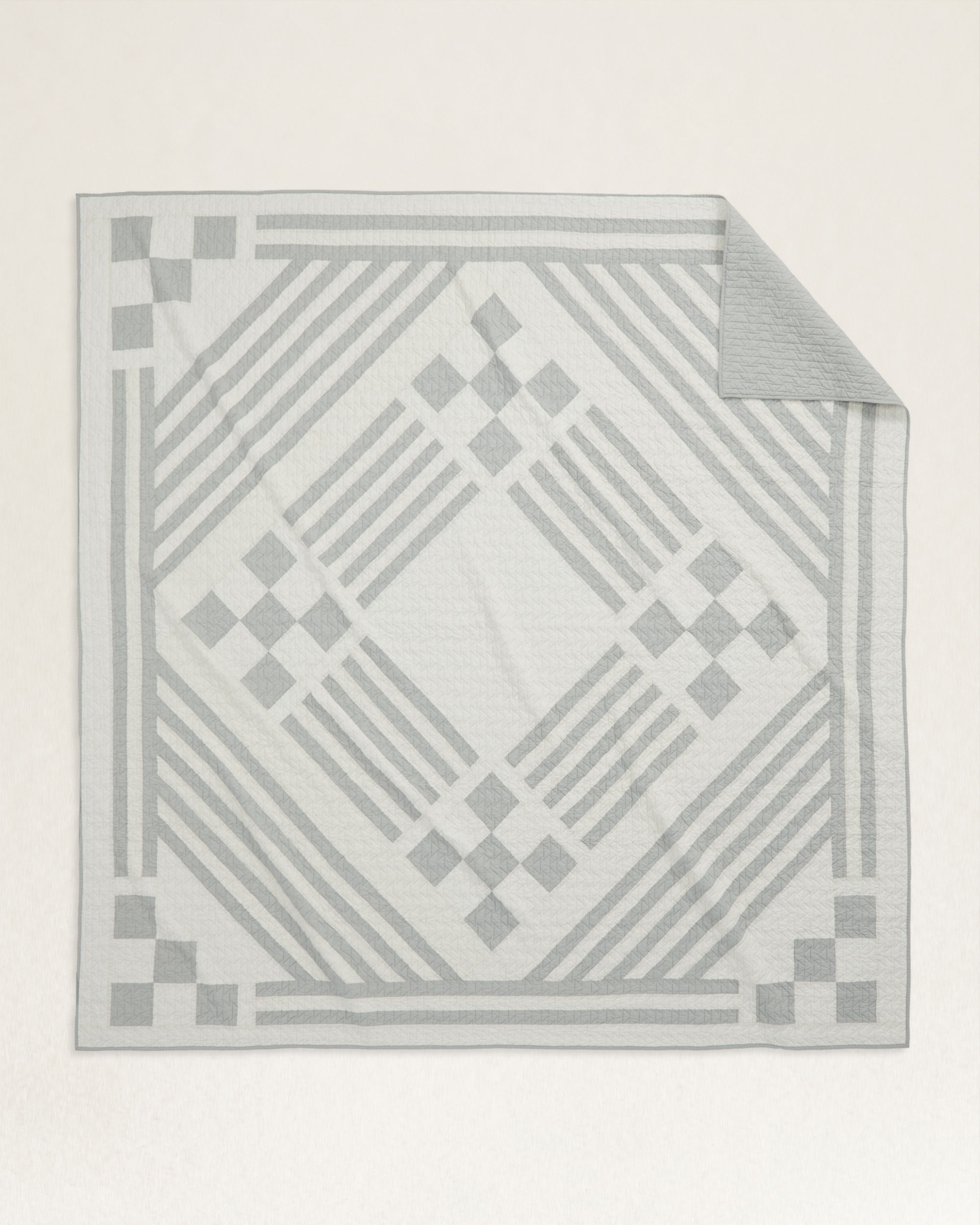 WILLOW CREEK PIECED QUILT SET