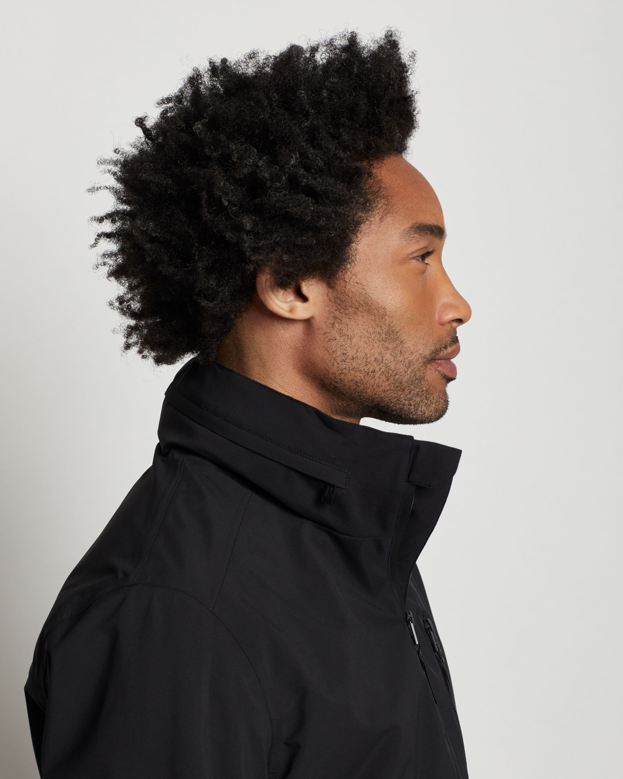 MEN'S OUTDOORSMAN WINDBREAKER