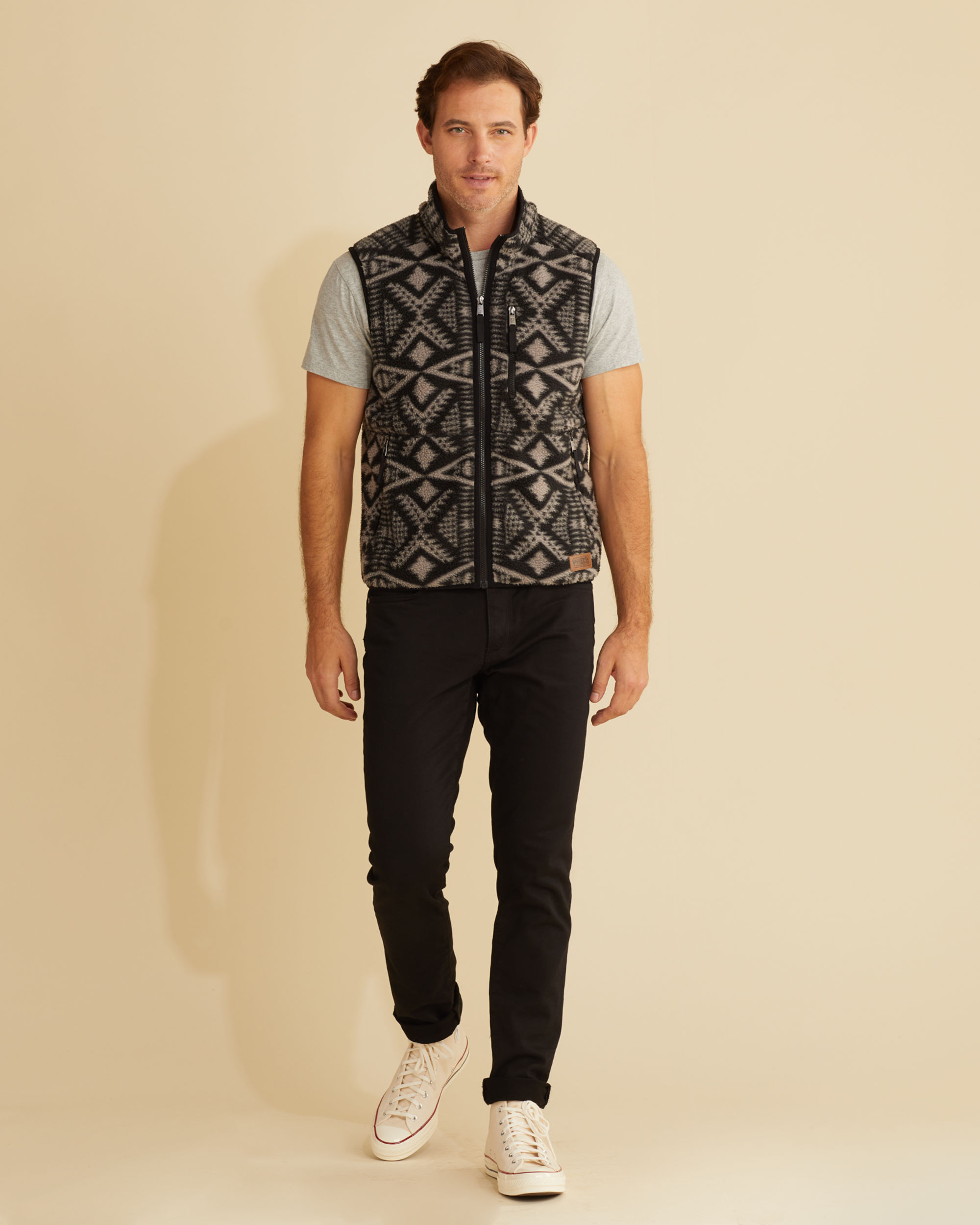 UNISEX FLEECE VEST