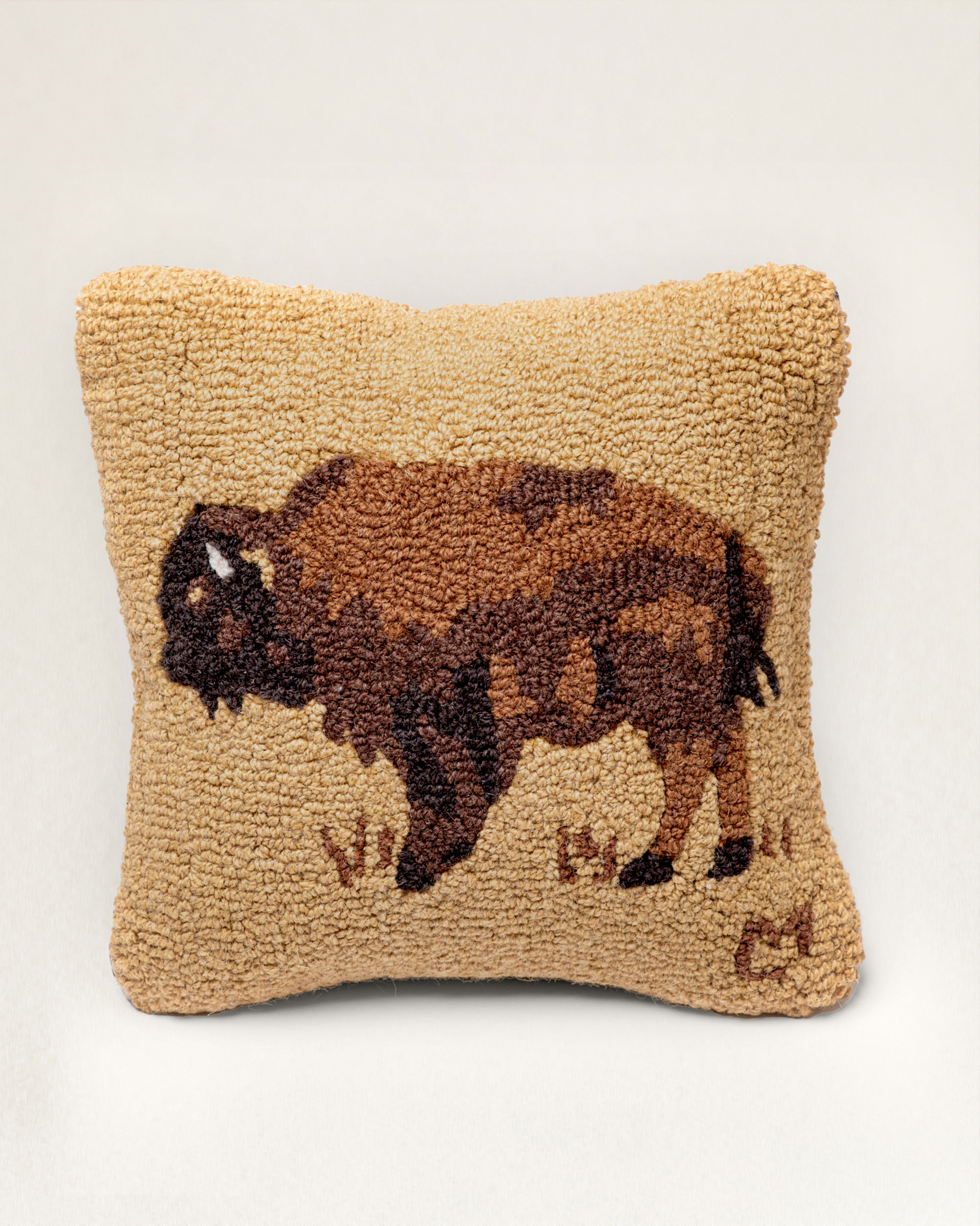 BUFFALO HOOKED SQUARE PILLOW