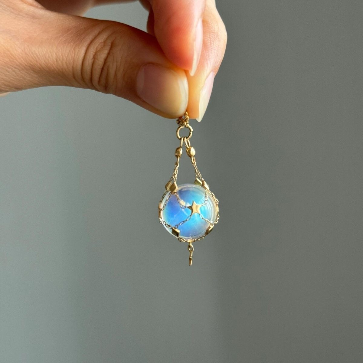 925 Sterling Silver Mesh Pocket Crystal Pendant, Handmade with Oversized Crystal (Pearl) Gemstone