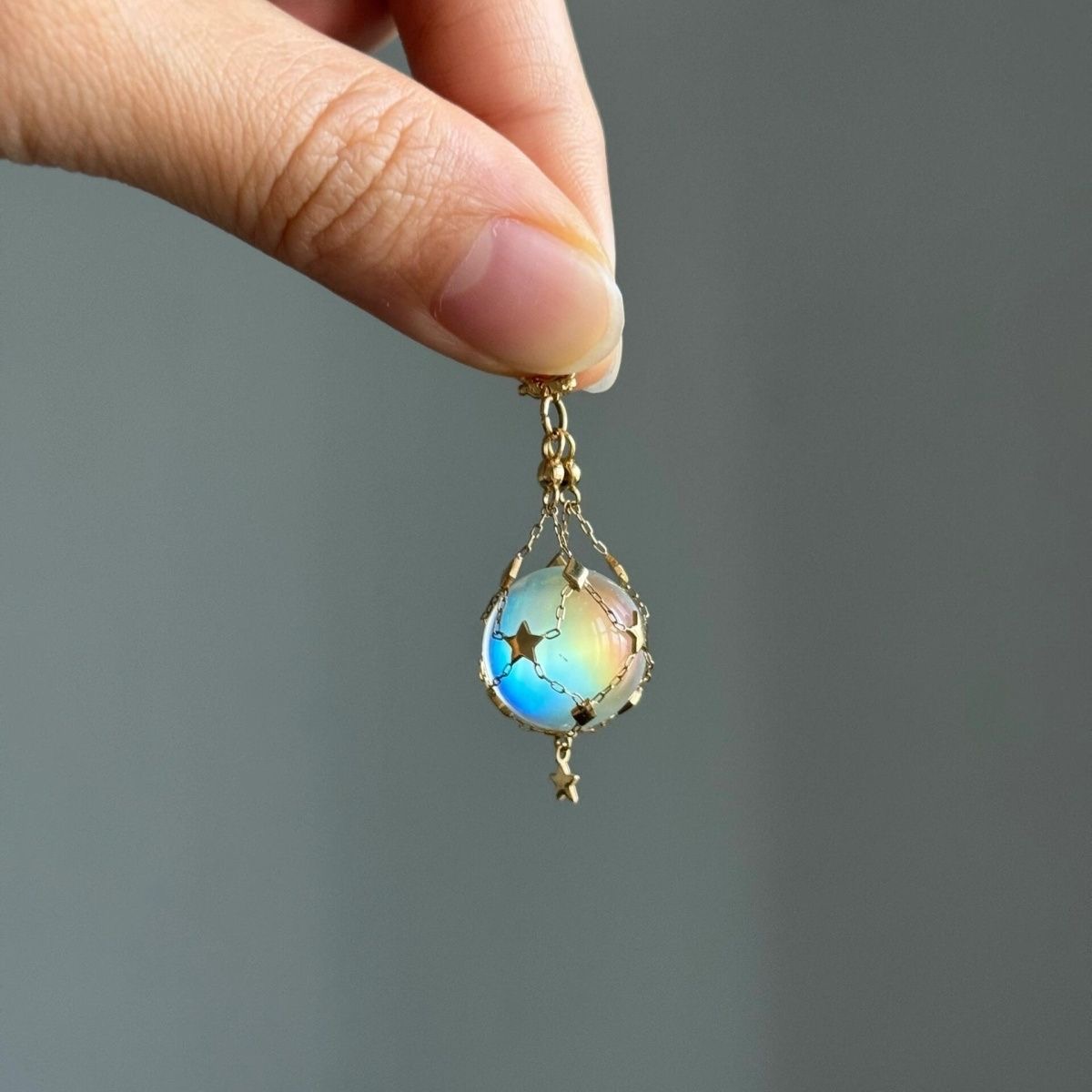 925 Sterling Silver Mesh Pocket Crystal Pendant, Handmade with Oversized Crystal (Pearl) Gemstone