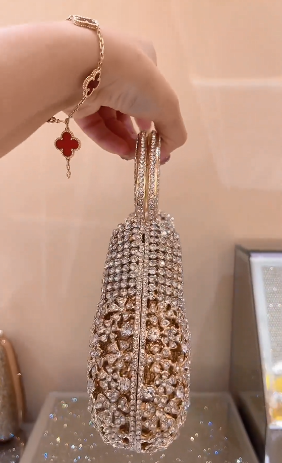 High quality luxury full star river Moissan diamond handbag, Handmade with 999 Moissan Diamonds