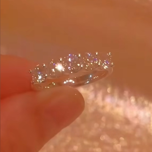 Handmade 925 Sterling Silver Full Star River Moissan Diamond Ring