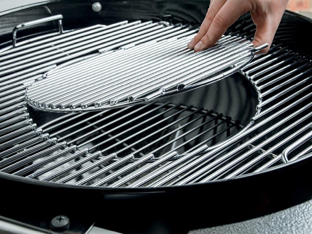 Performer Charcoal Grill. 22-Inch. Black
