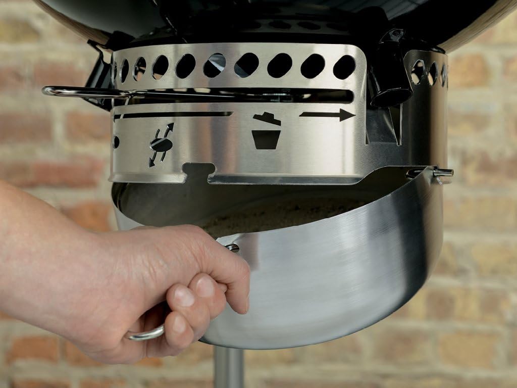 Performer Charcoal Grill. 22-Inch. Black