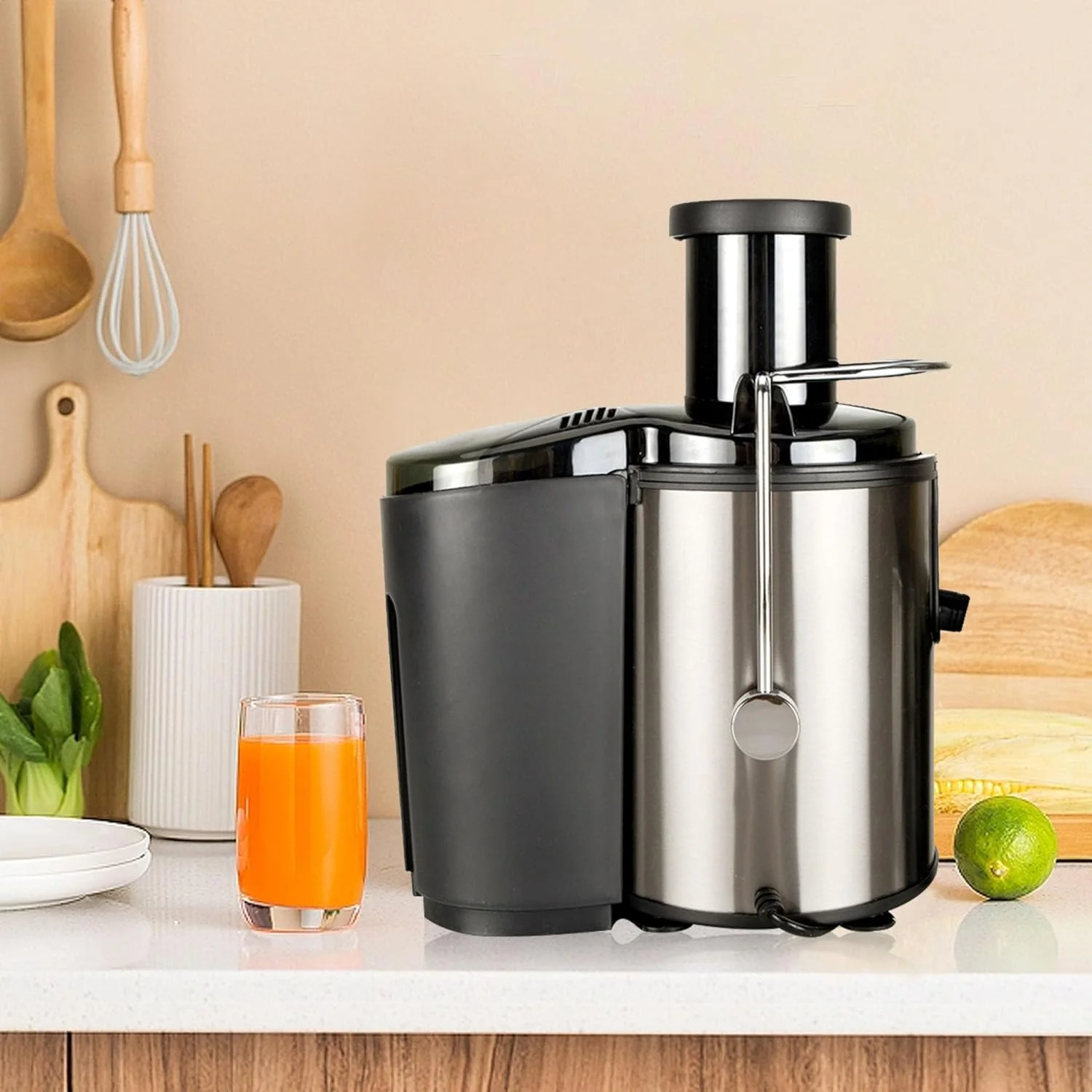Machine. Juicer Juicer Multi-function Electric. 800W High Yield Juice Extractor with 3 Speeds. for Whole Vegetable and Fruit. Stainless Steel. Easy to Clean
