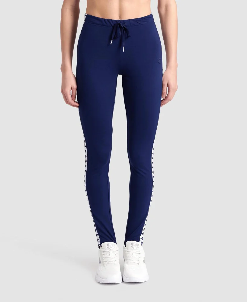 ARENA W Caroline Team