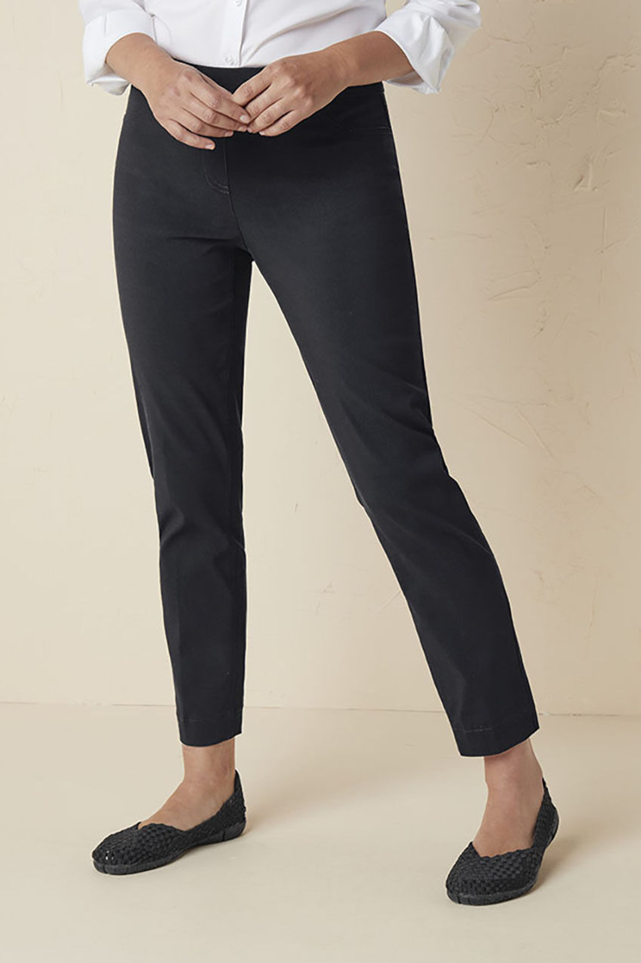 Pull-On Anywear ShapeMe? Ankle Pants
