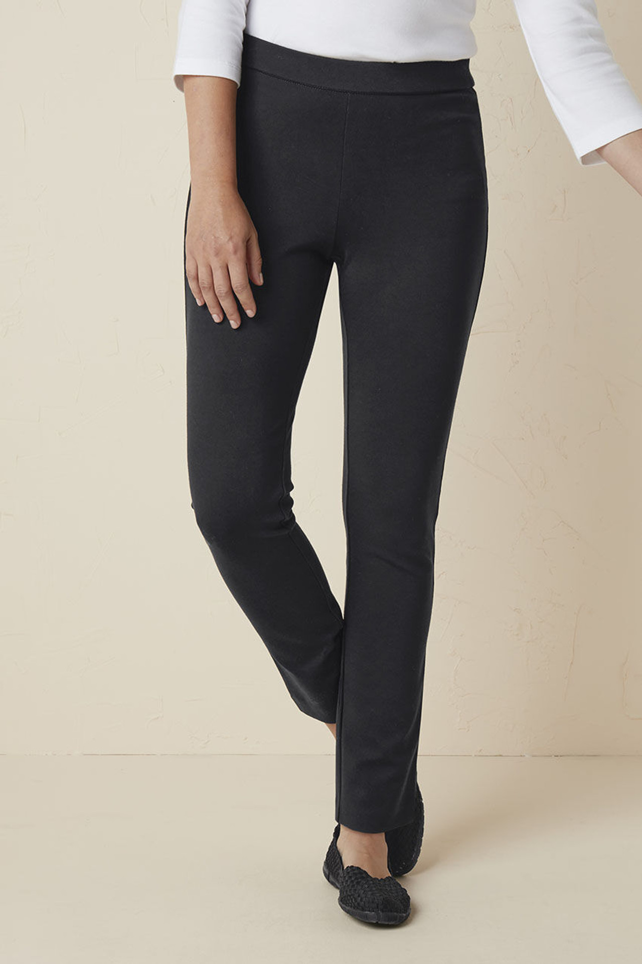 Ponte Perfect? Tapered Slim-Leg Pants