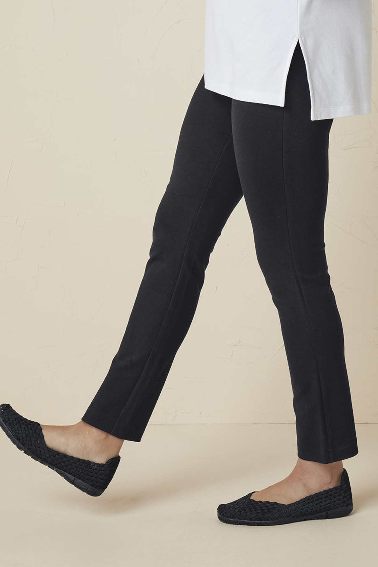 Ponte Perfect? Tapered Slim-Leg Pants