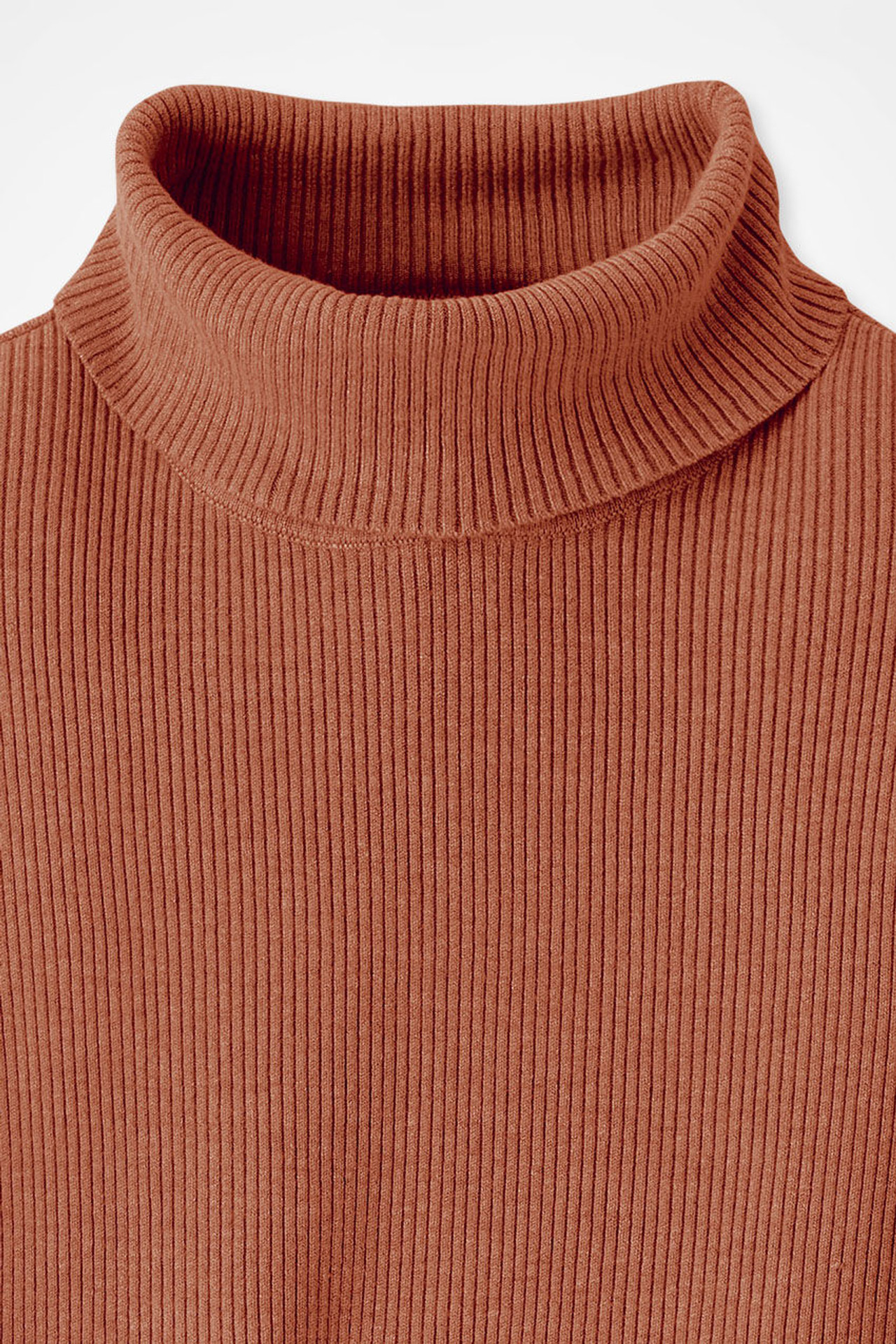 Elbow-Sleeve Ribbed Turtleneck
