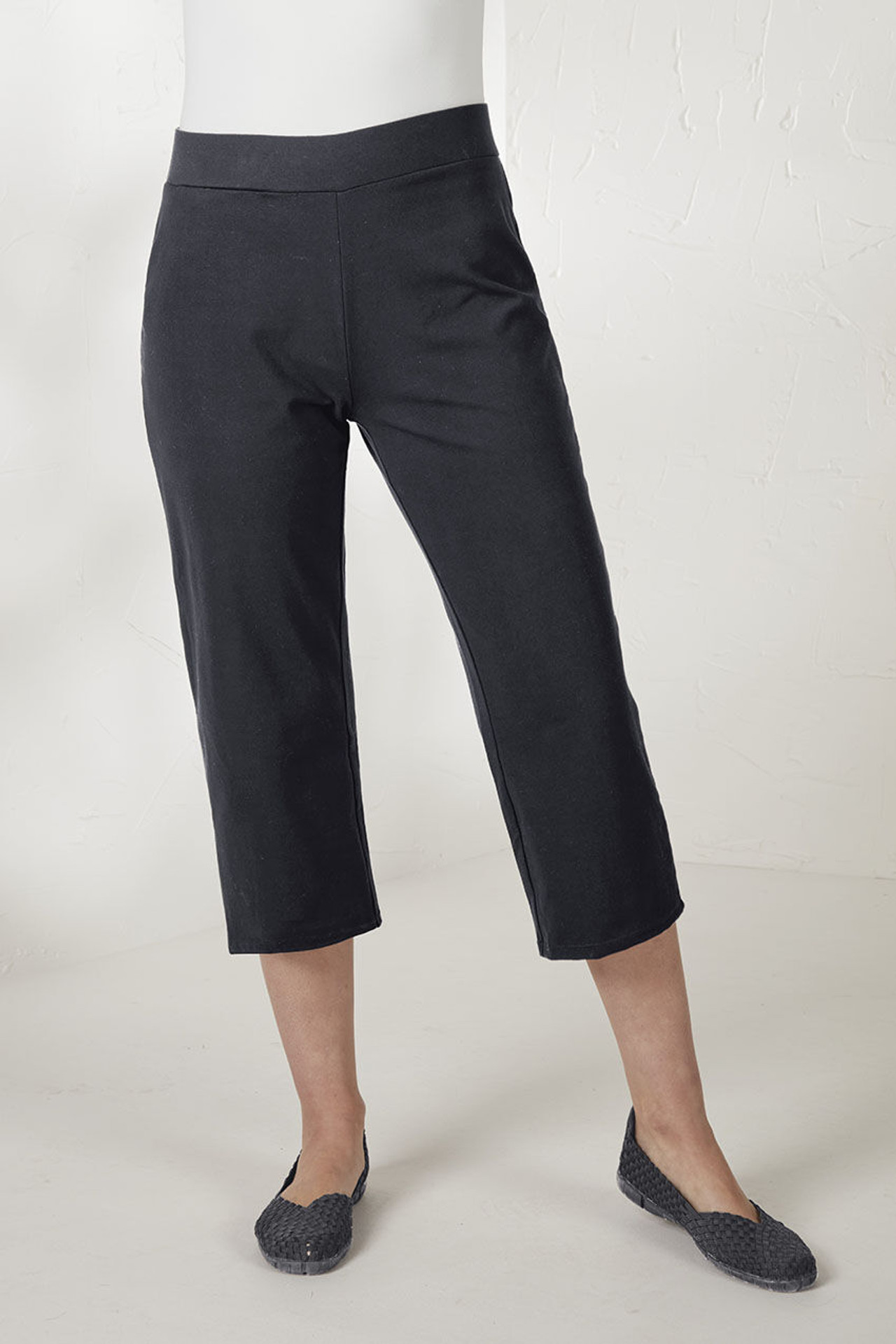Endless Comfort Cropped Pant