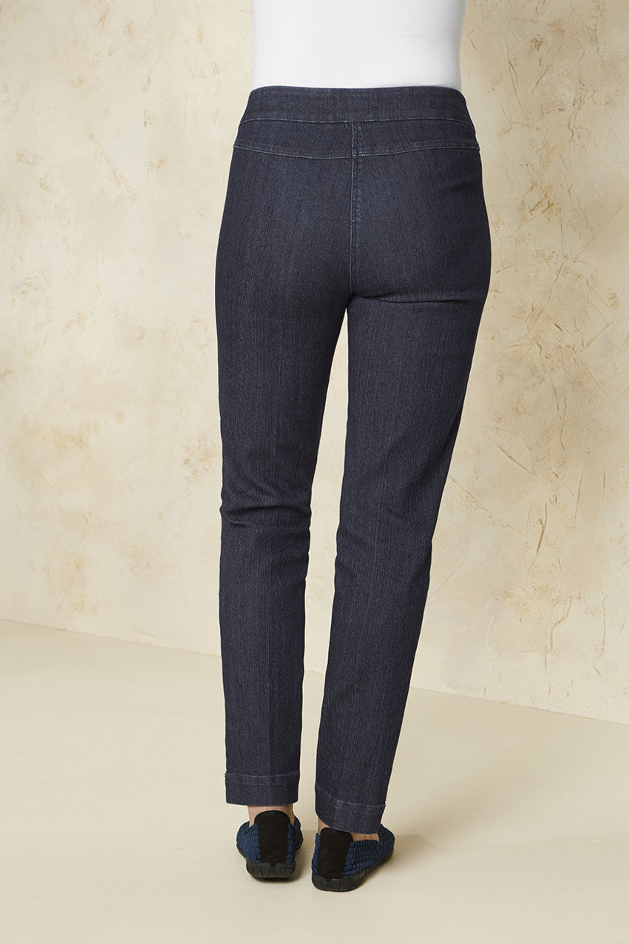Pull-On Anywear ShapeMe Pants (dark indigo)