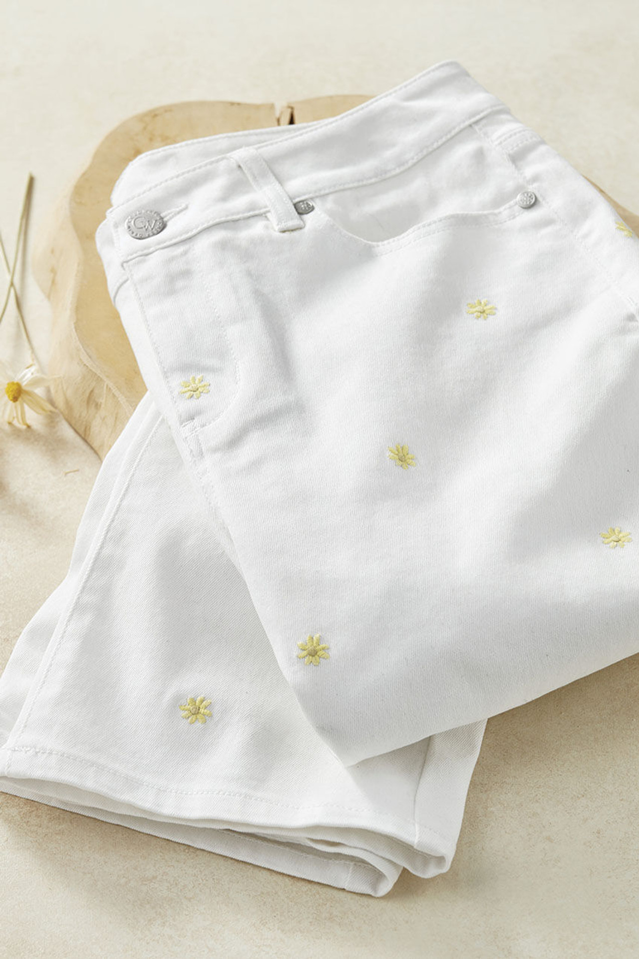 The Creek Embroidered Cropped Jeans
