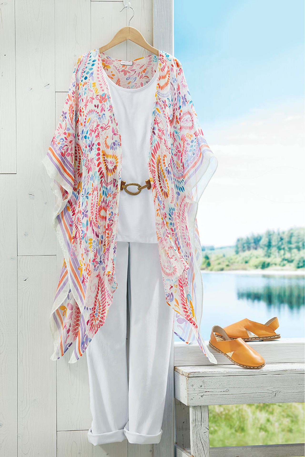 Painterly Paisley Topper